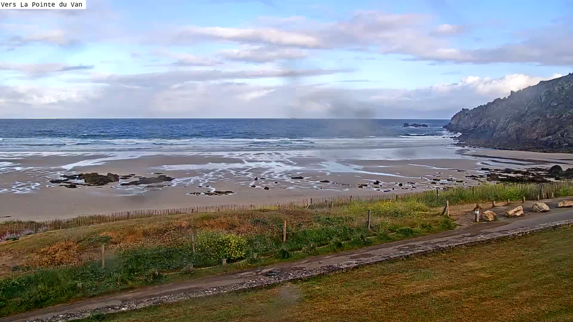 Plage de Baie des Trepasses Beach (Bay of Dead) Live Cam - Quimper, Finistère, Bretagne, France
