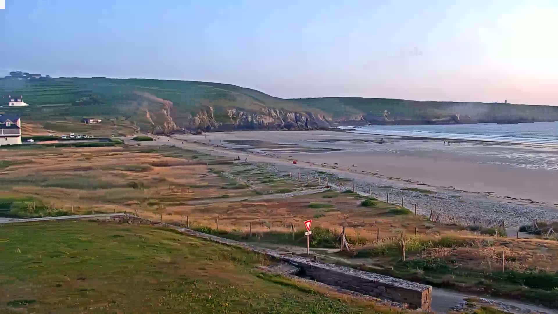 Plage de Baie des Trepasses Beach (Bay of Dead) Live Cam - Quimper, Finistère, Bretagne, France
