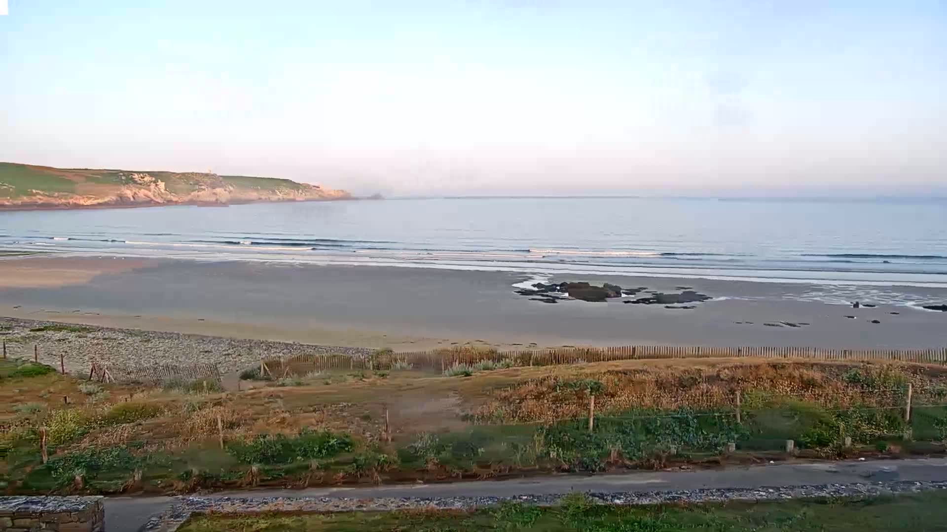Plage de Baie des Trepasses Beach (Bay of Dead) Live Cam - Quimper, Finistère, Bretagne, France