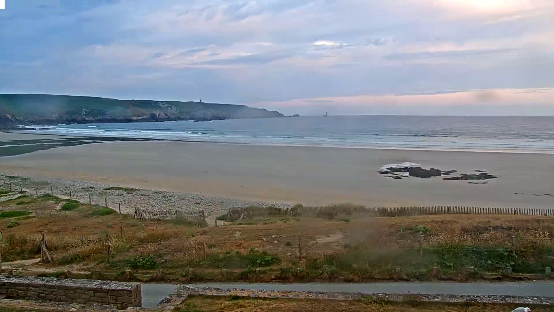 Plage de Baie des Trepasses Beach (Bay of Dead) Live Cam - Quimper, Finistère, Bretagne, France