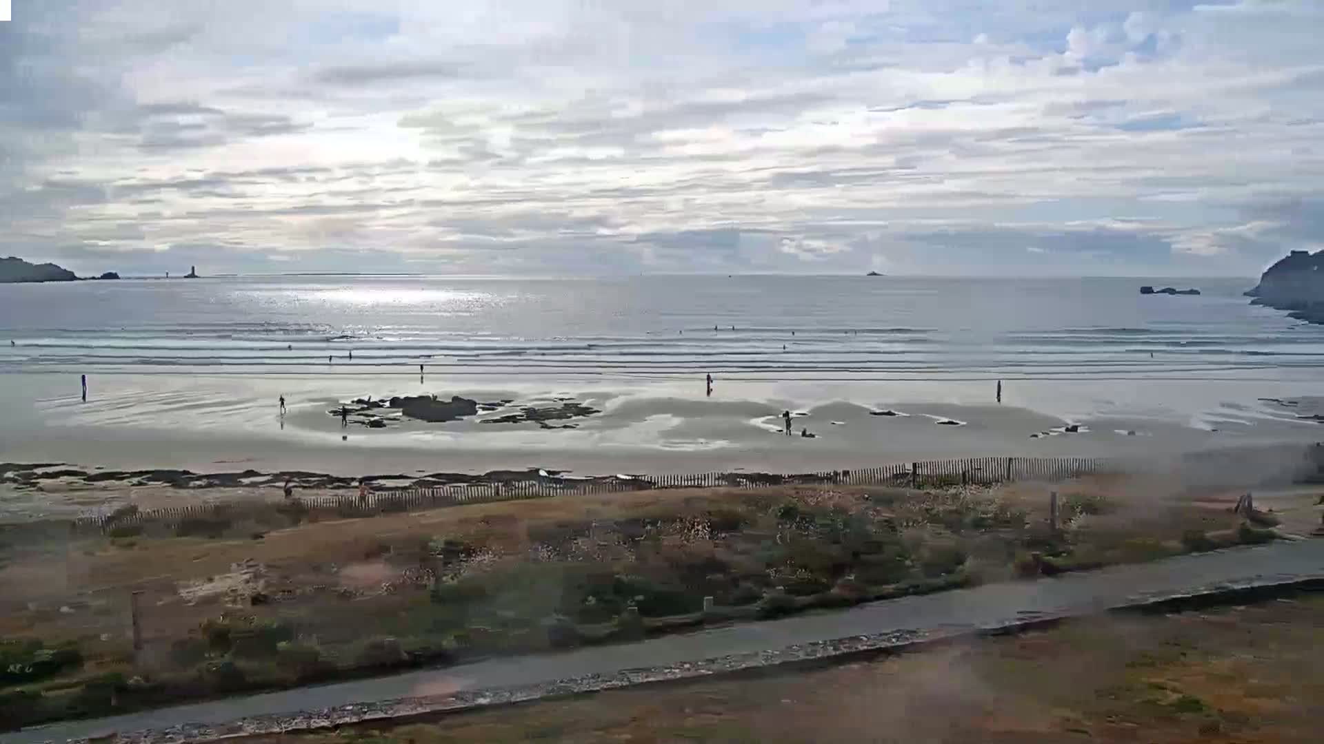 Plage de Baie des Trepasses Beach (Bay of Dead) Live Cam - Quimper, Finistère, Bretagne, France