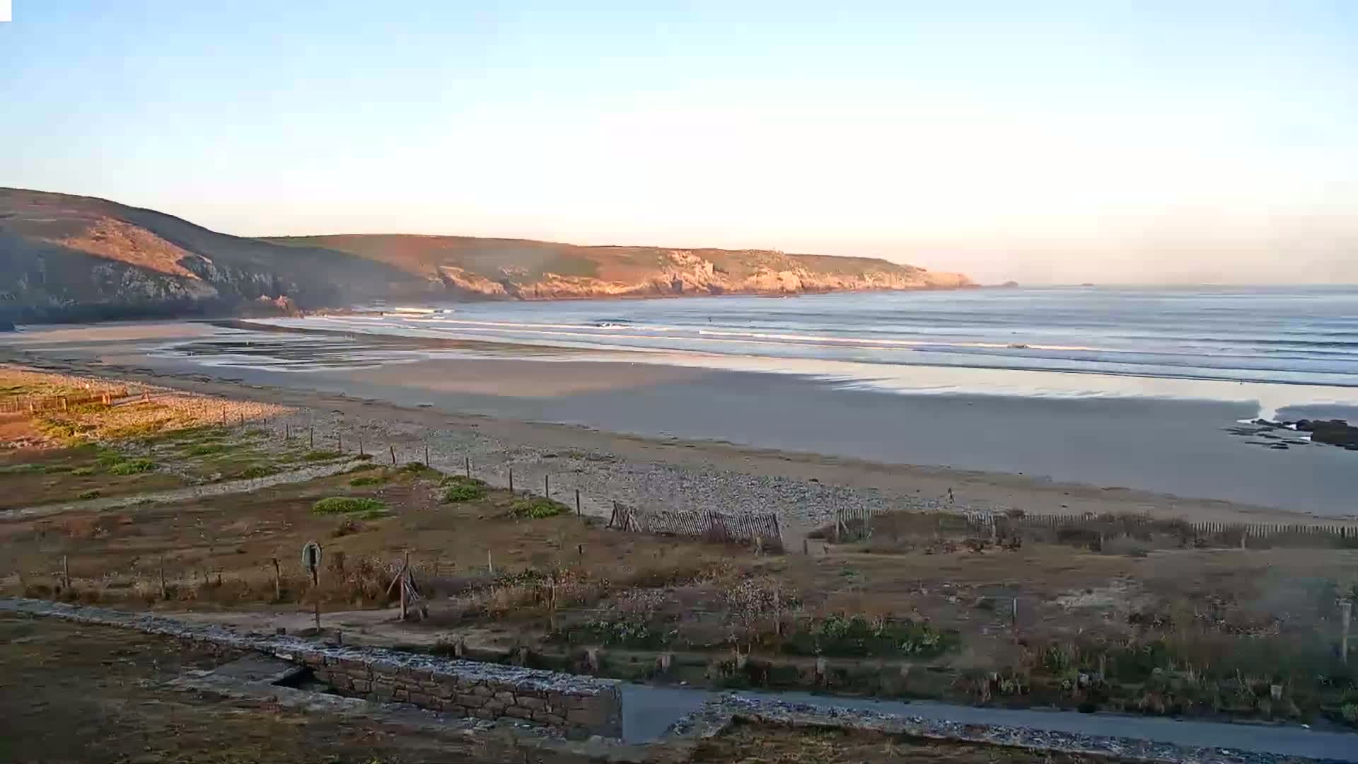 Plage de Baie des Trepasses Beach (Bay of Dead) Live Cam - Quimper, Finistère, Bretagne, France