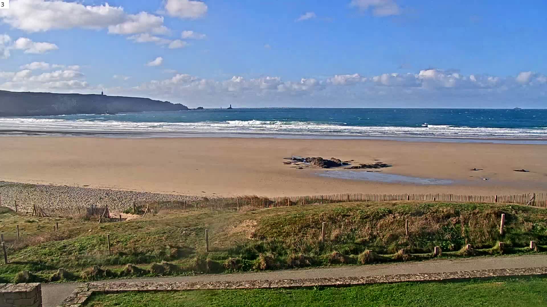 Plage de Baie des Trepasses Beach (Bay of Dead) Live Cam - Quimper, Finistère, Bretagne, France