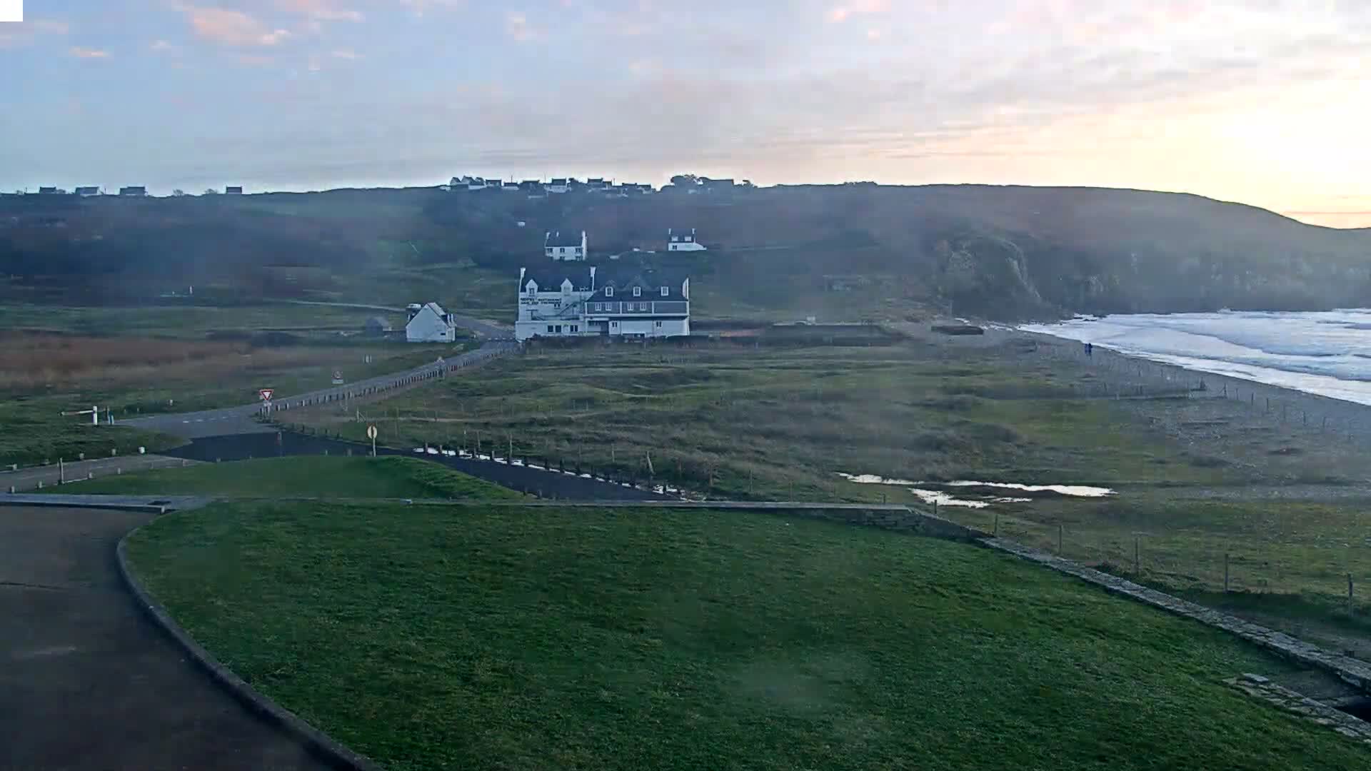 Plage de Baie des Trepasses Beach (Bay of Dead) Live Cam - Quimper, Finistère, Bretagne, France
