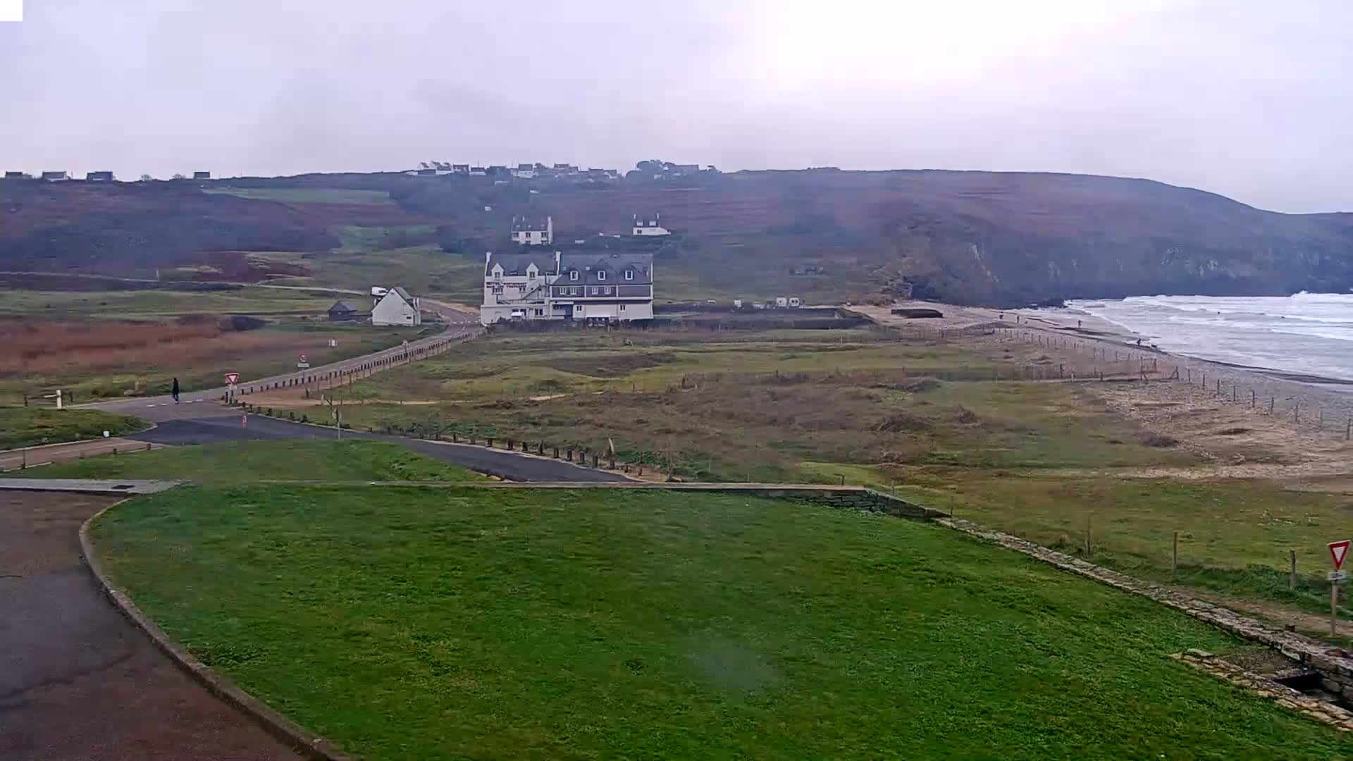 Plage de Baie des Trepasses Beach (Bay of Dead) Live Cam - Quimper, Finistère, Bretagne, France