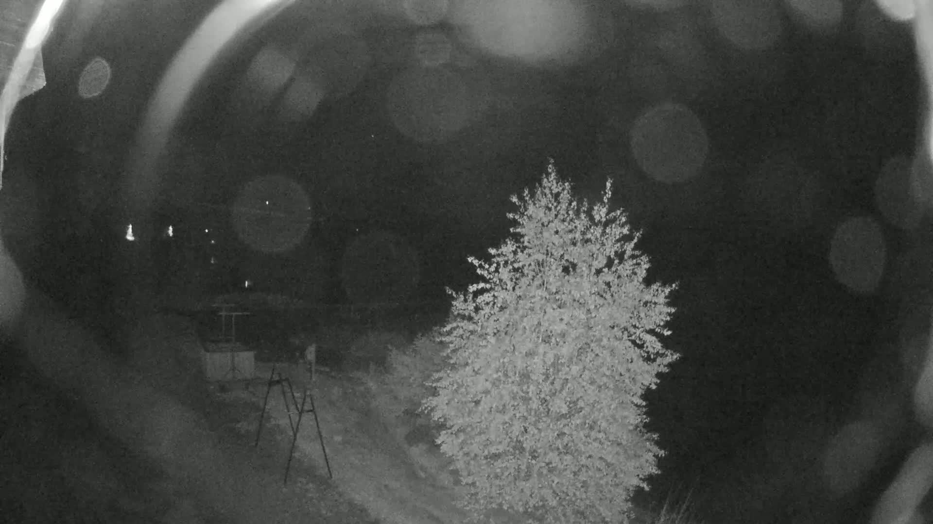 Lac des Settons Lake Live Cam - Château-Chinon (Ville), Nièvre, Bourgogne-Franche-Comté, France