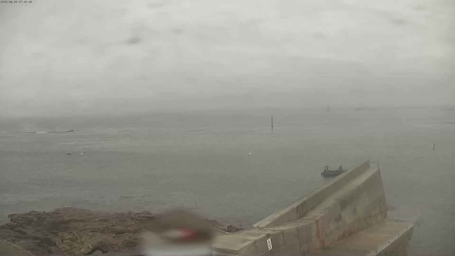 Ile de Sein Island Village & Coast Live Cam -  Quimper, Finistère, Bretagne, France