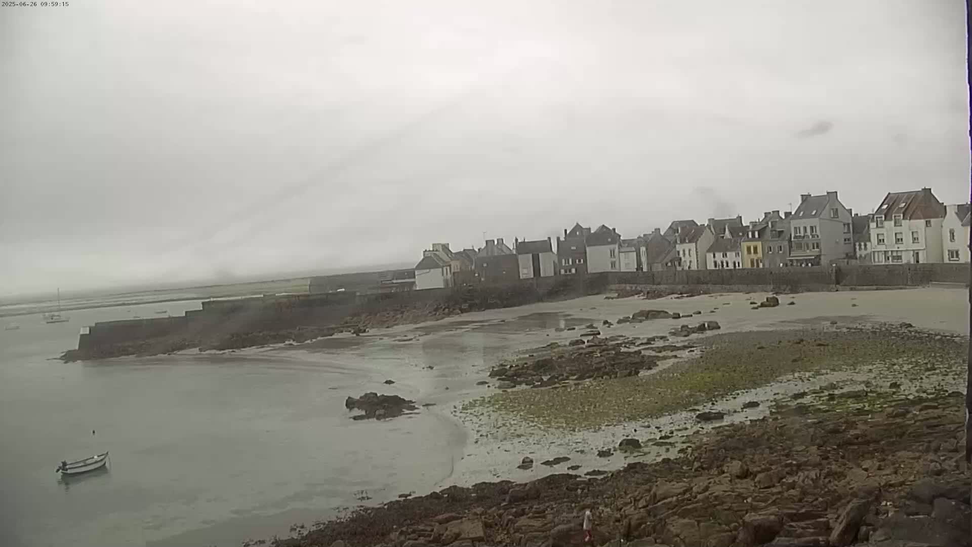 Ile de Sein Island Village & Coast Live Cam -  Quimper, Finistère, Bretagne, France