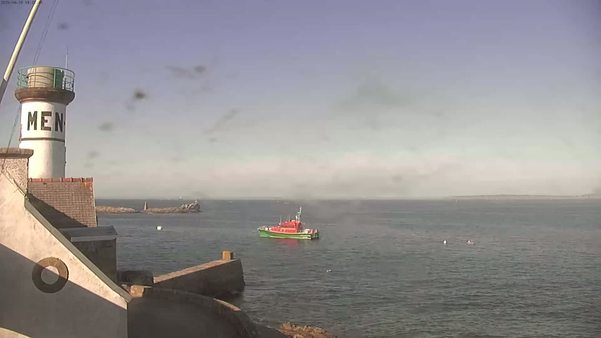 Ile de Sein Island Village & Coast Live Cam -  Quimper, Finistère, Bretagne, France