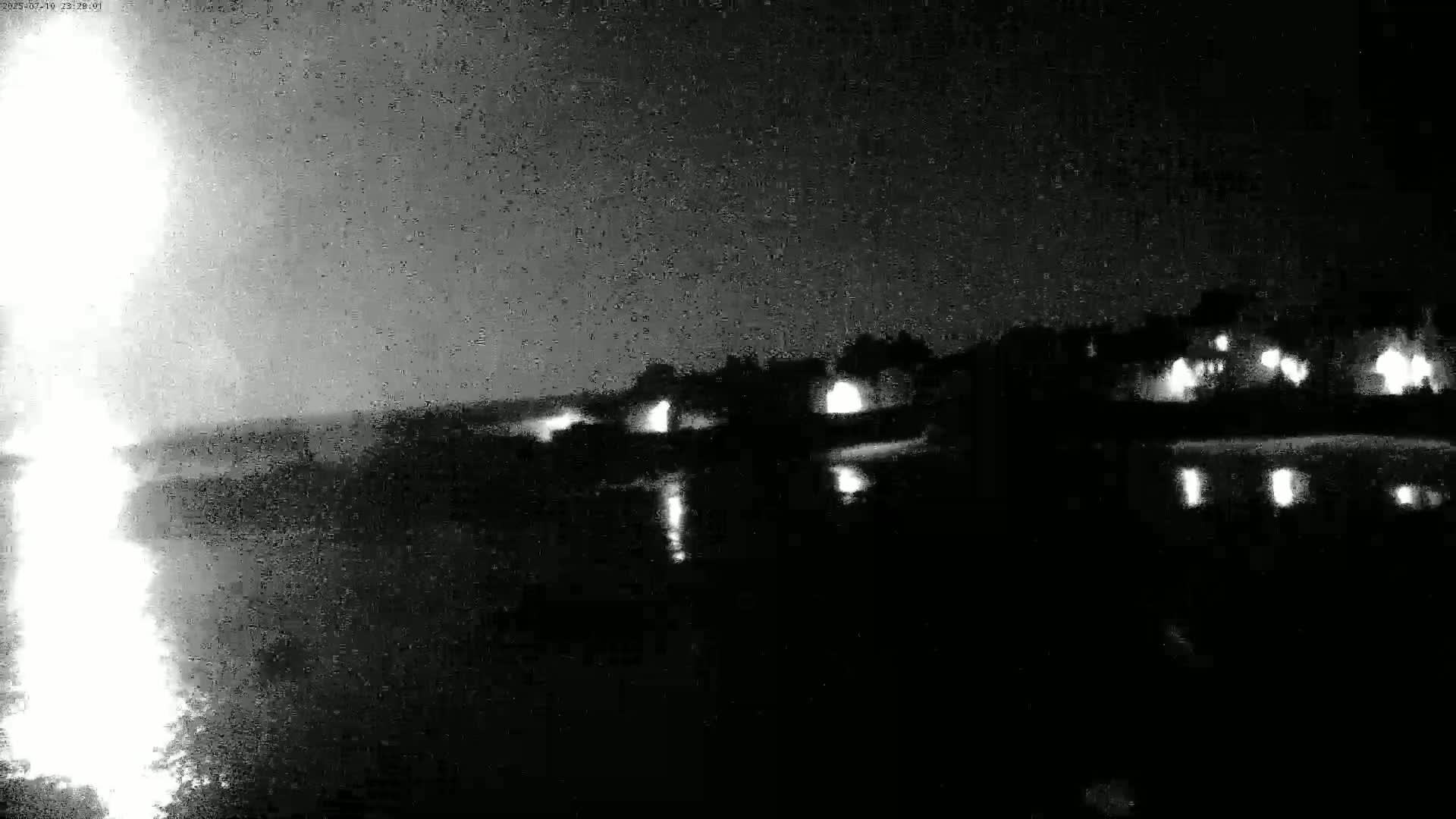 Ile de Sein Island Village & Coast Live Cam -  Quimper, Finistère, Bretagne, France