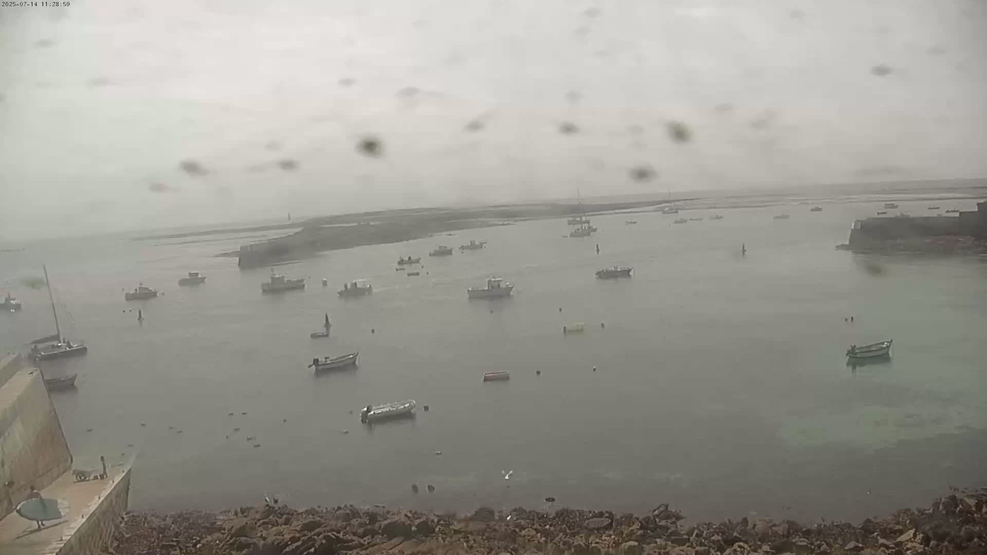 Ile de Sein Island Village & Coast Live Cam -  Quimper, Finistère, Bretagne, France