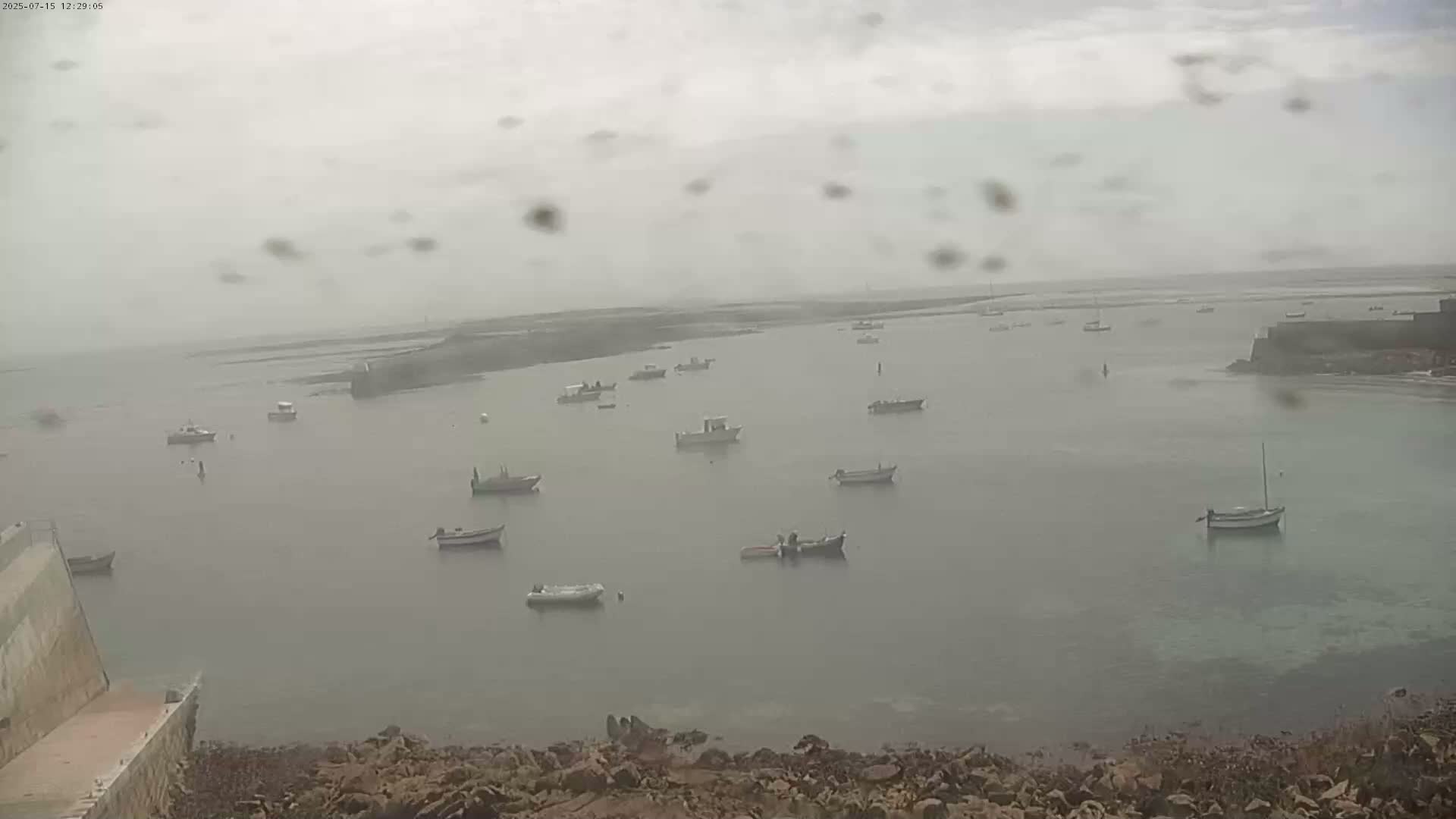 Ile de Sein Island Village & Coast Live Cam -  Quimper, Finistère, Bretagne, France