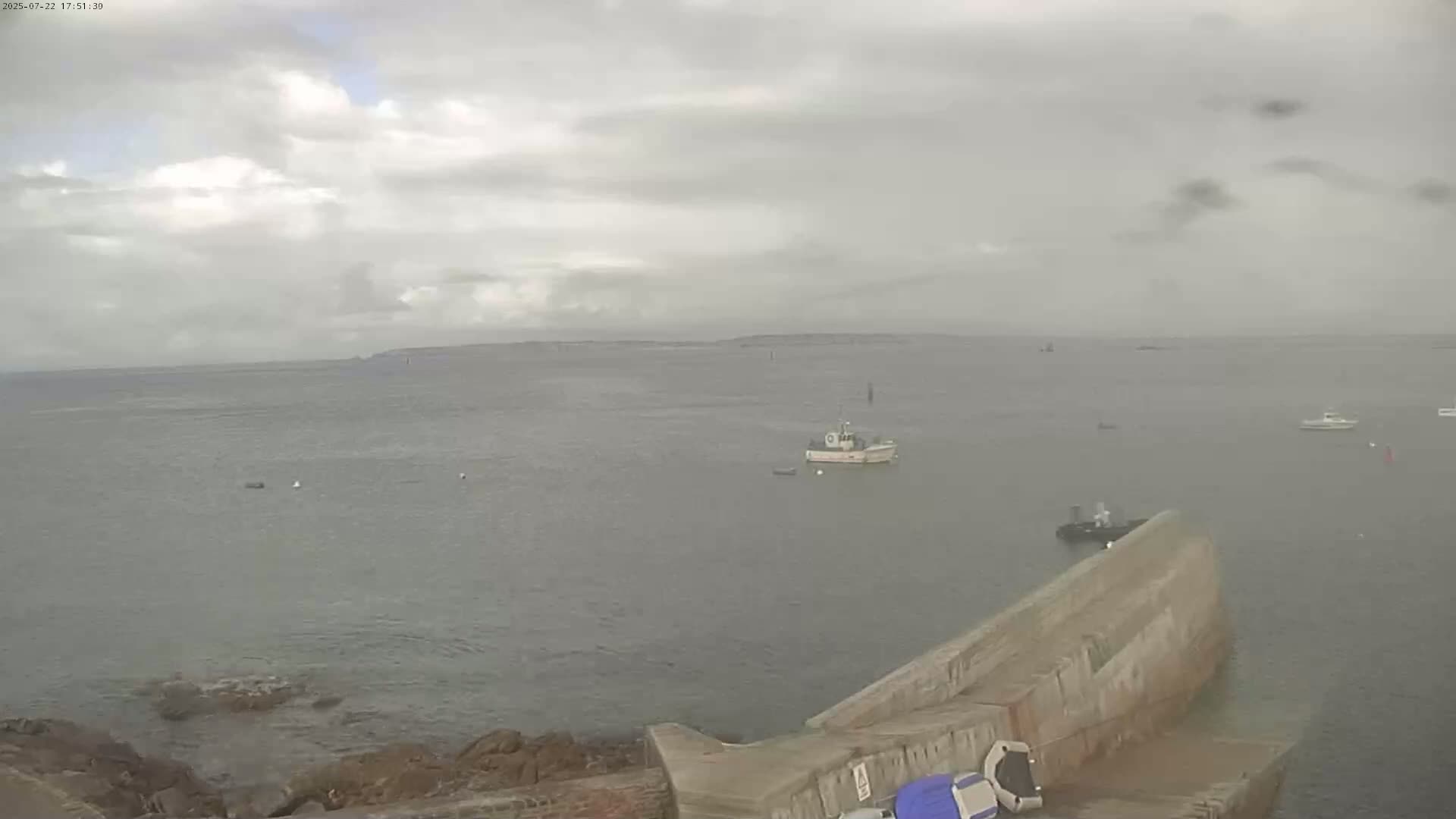 Ile de Sein Island Village & Coast Live Cam -  Quimper, Finistère, Bretagne, France