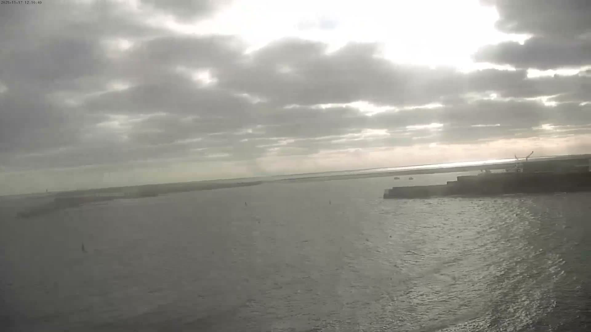 Ile de Sein Island Village & Coast Live Cam -  Quimper, Finistère, Bretagne, France