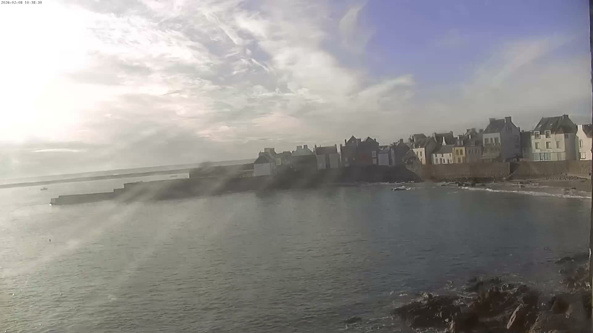 Ile de Sein Island Village & Coast Live Cam -  Quimper, Finistère, Bretagne, France