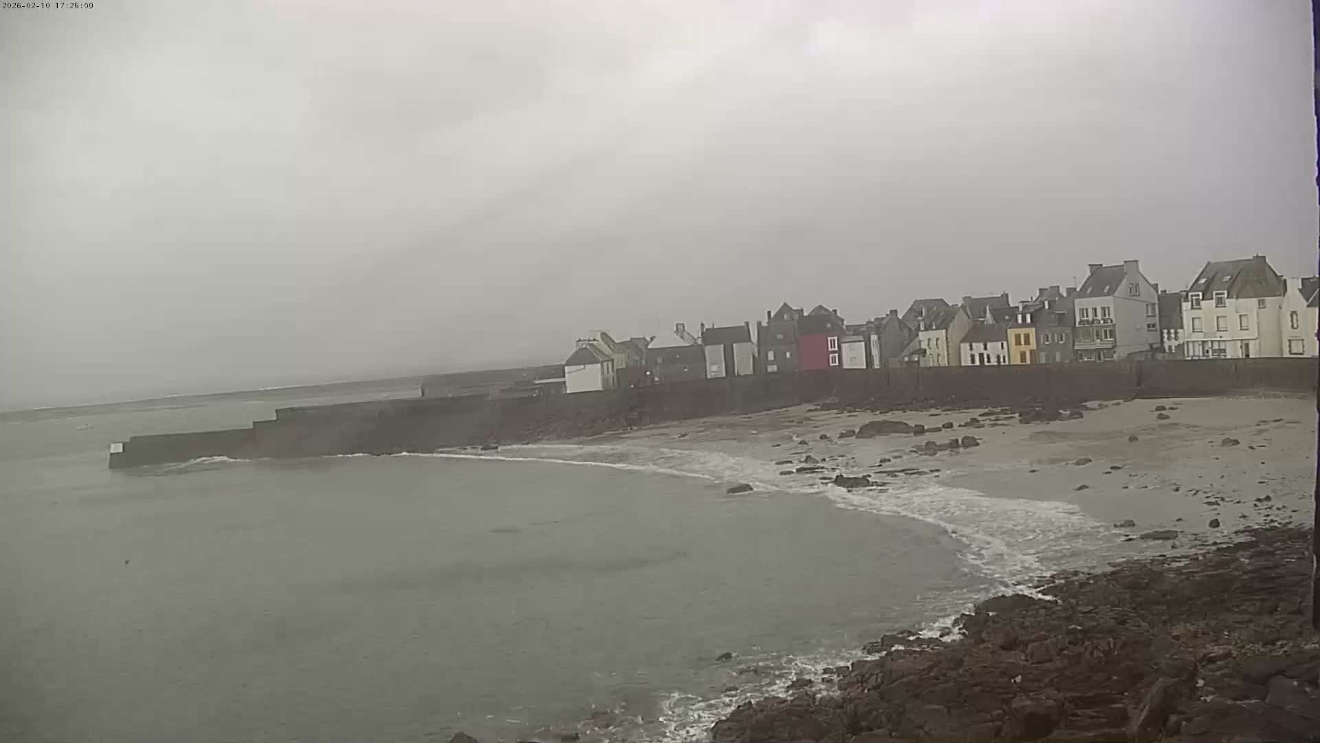 Ile de Sein Island Village & Coast Live Cam -  Quimper, Finistère, Bretagne, France