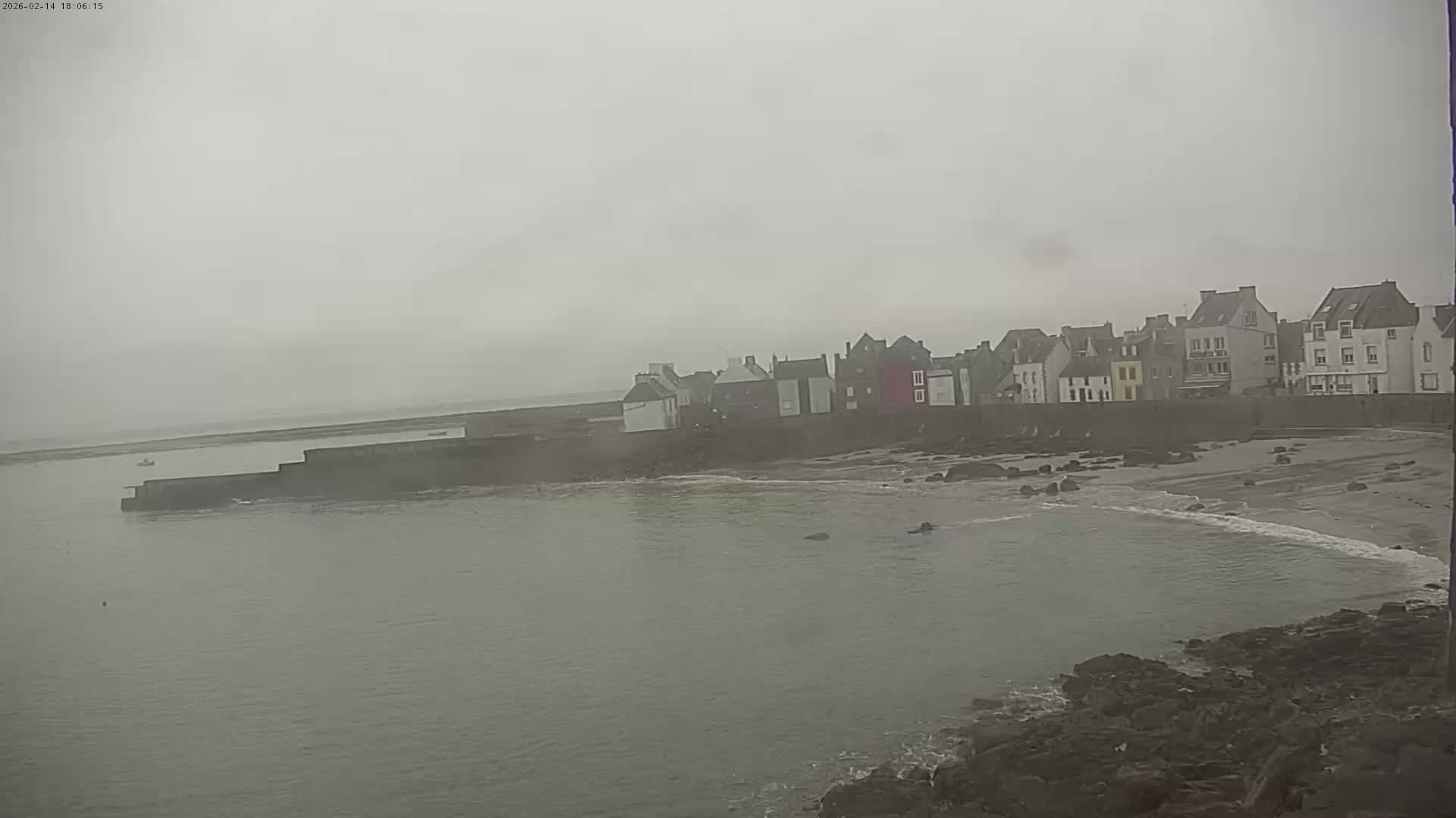 Ile de Sein Island Village & Coast Live Cam -  Quimper, Finistère, Bretagne, France