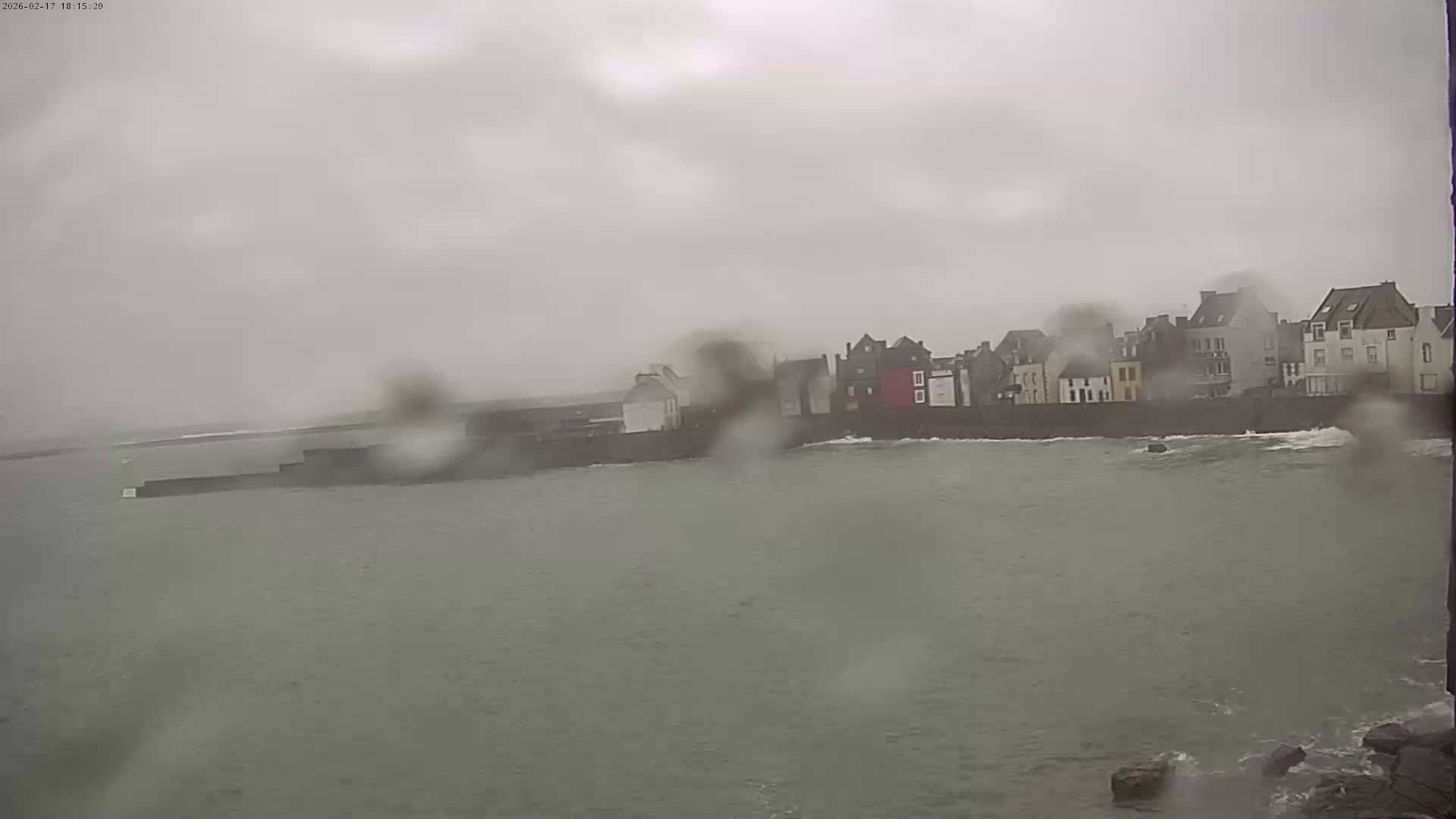 Ile de Sein Island Village & Coast Live Cam -  Quimper, Finistère, Bretagne, France