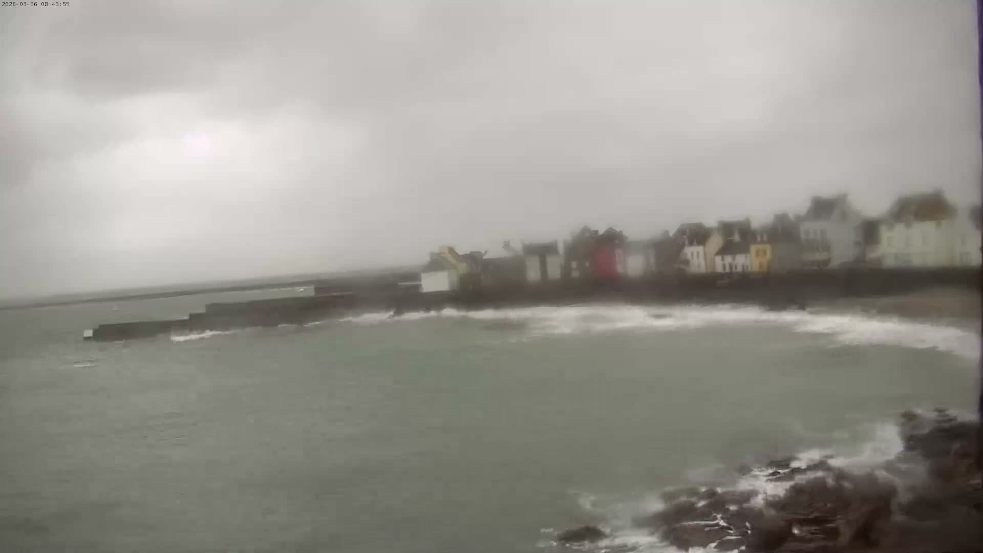 Ile de Sein Island Village & Coast Live Cam -  Quimper, Finistère, Bretagne, France