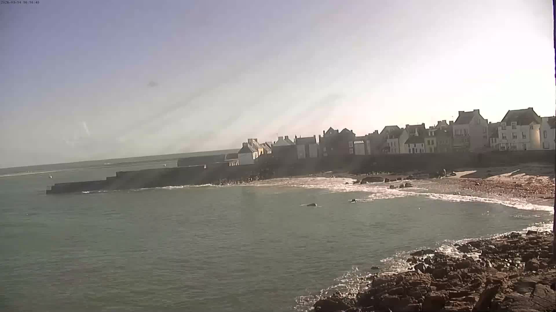 Ile de Sein Island Village & Coast Live Cam -  Quimper, Finistère, Bretagne, France