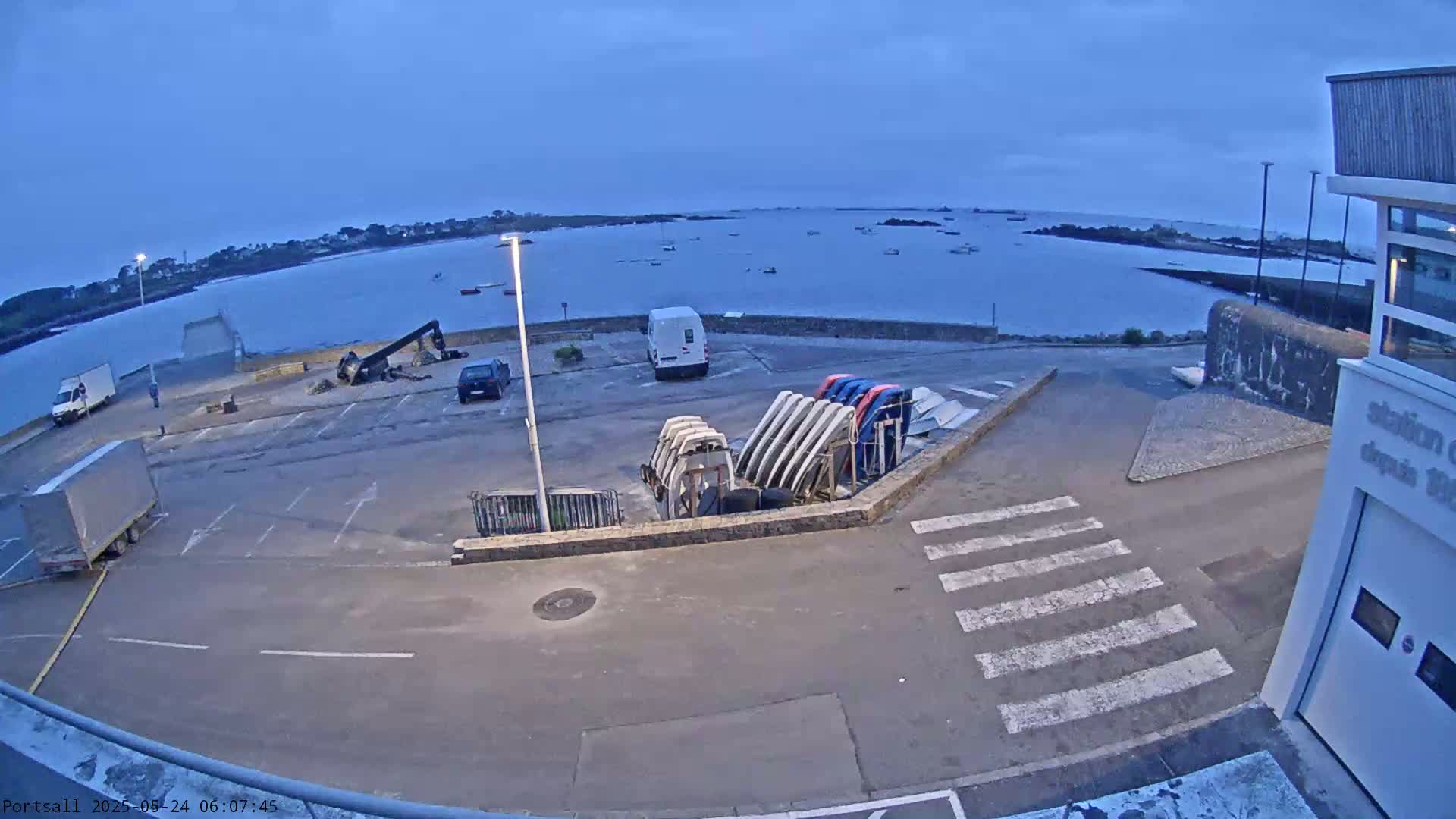 Ploudalmezeau, Portsall Coast Live Cam - Brest, Finistère, Bretagne, France