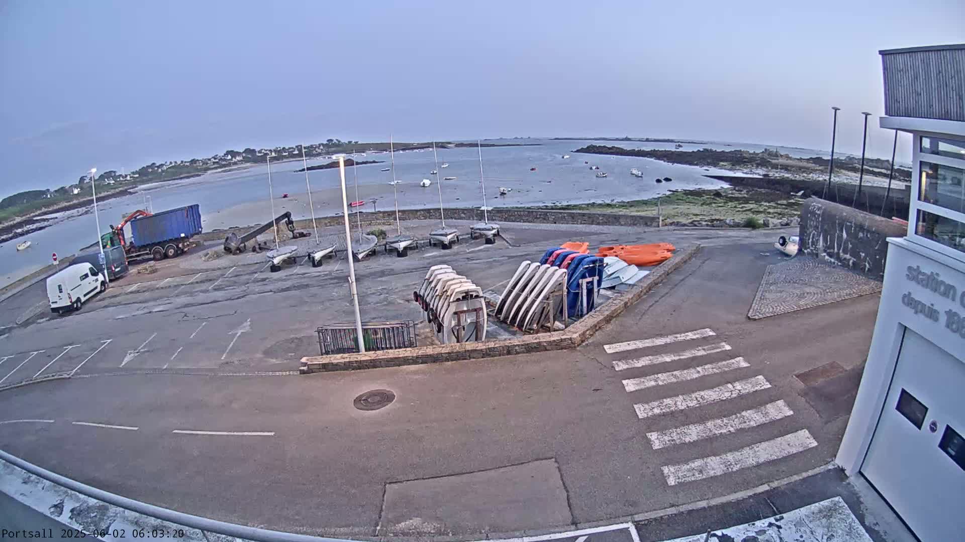 Ploudalmezeau, Portsall Coast Live Cam - Brest, Finistère, Bretagne, France