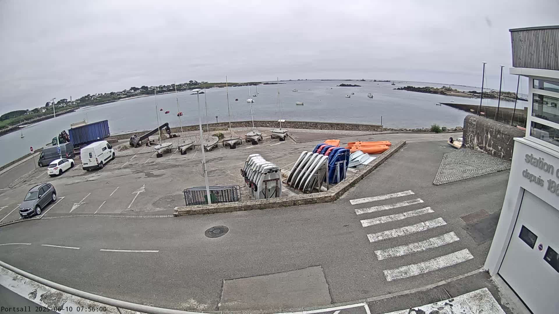 Ploudalmezeau, Portsall Coast Live Cam - Brest, Finistère, Bretagne, France
