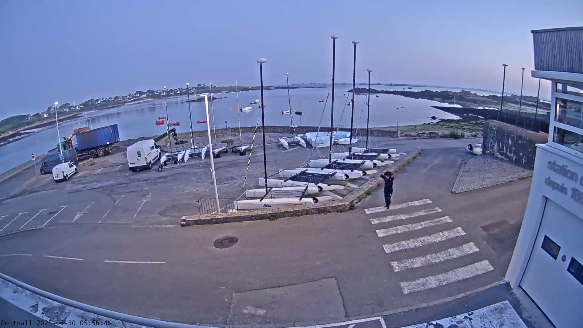 Ploudalmezeau, Portsall Coast Live Cam - Brest, Finistère, Bretagne, France