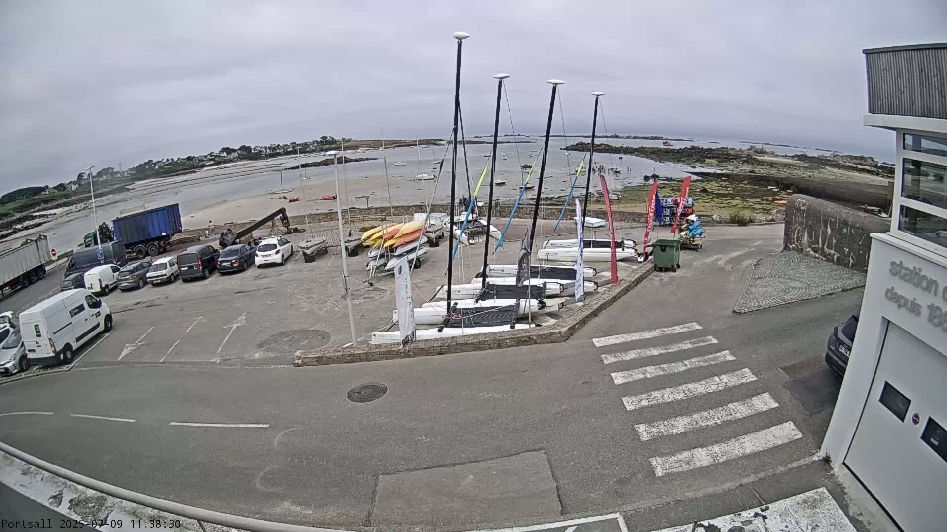 Ploudalmezeau, Portsall Coast Live Cam - Brest, Finistère, Bretagne, France
