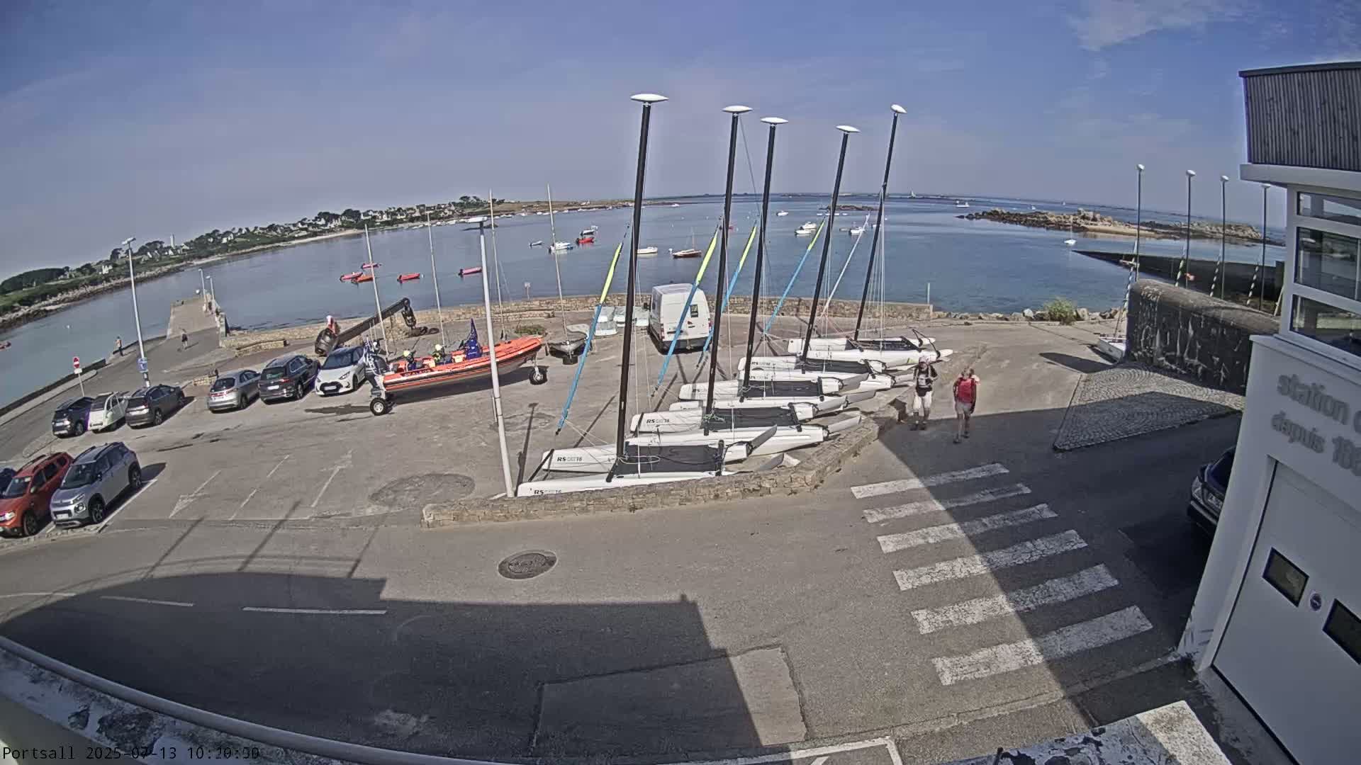Ploudalmezeau, Portsall Coast Live Cam - Brest, Finistère, Bretagne, France