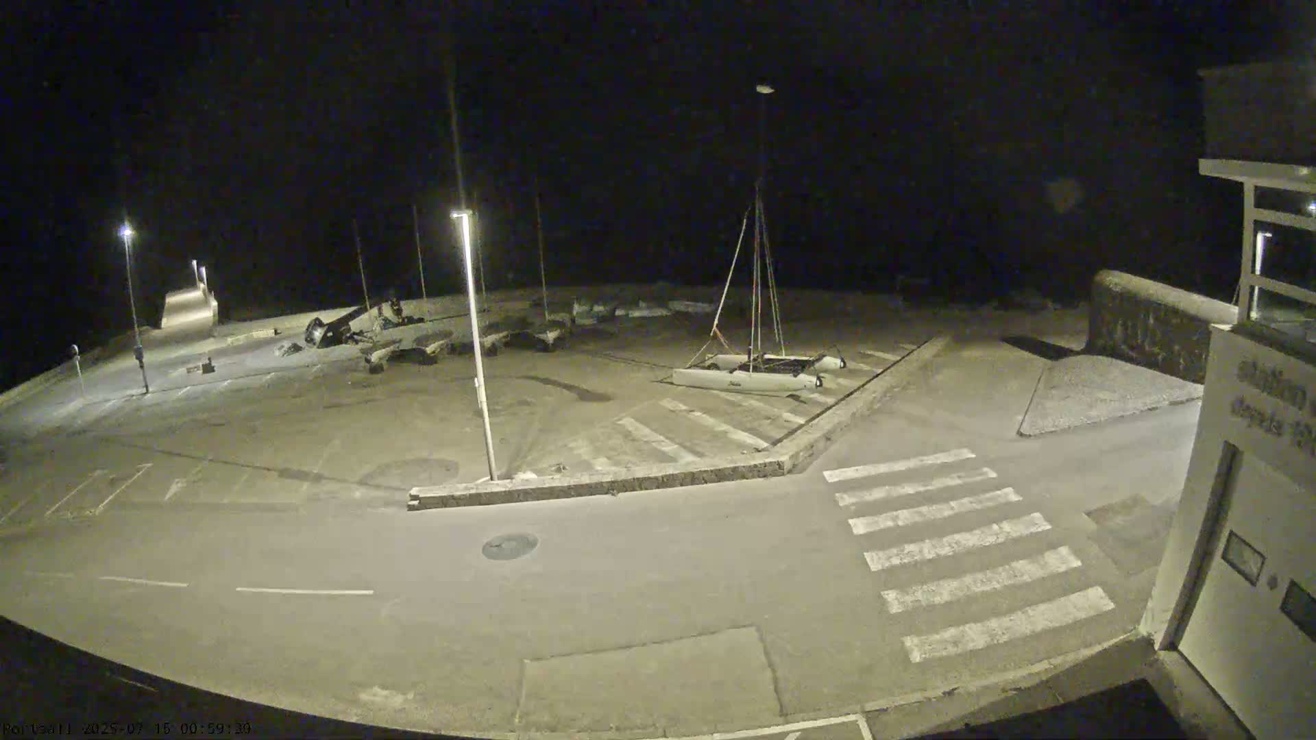 Ploudalmezeau, Portsall Coast Live Cam - Brest, Finistère, Bretagne, France
