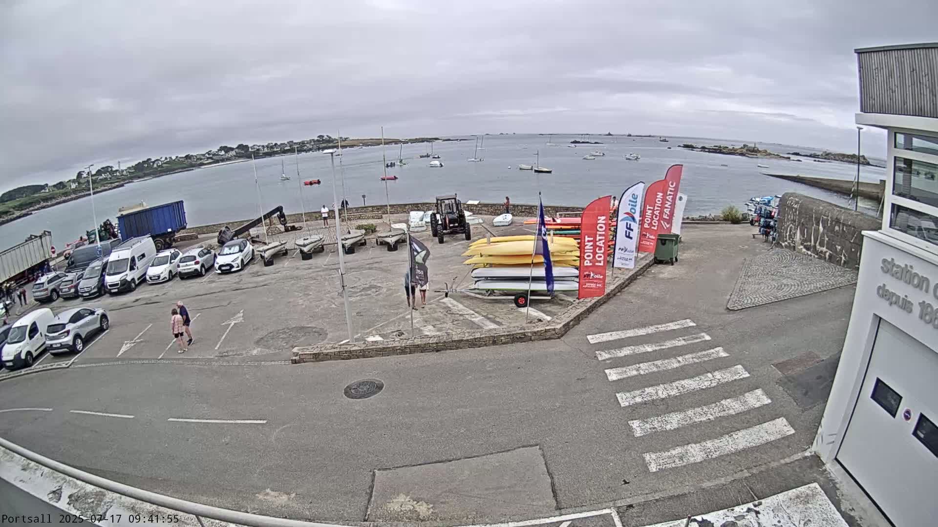 Ploudalmezeau, Portsall Coast Live Cam - Brest, Finistère, Bretagne, France