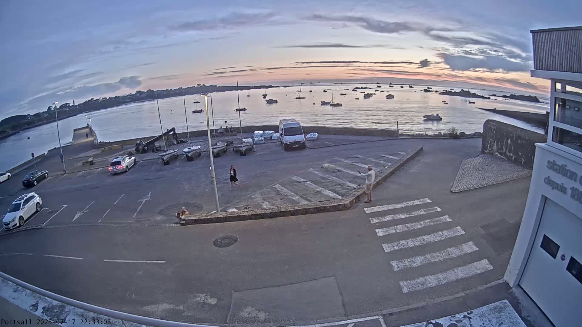 Ploudalmezeau, Portsall Coast Live Cam - Brest, Finistère, Bretagne, France