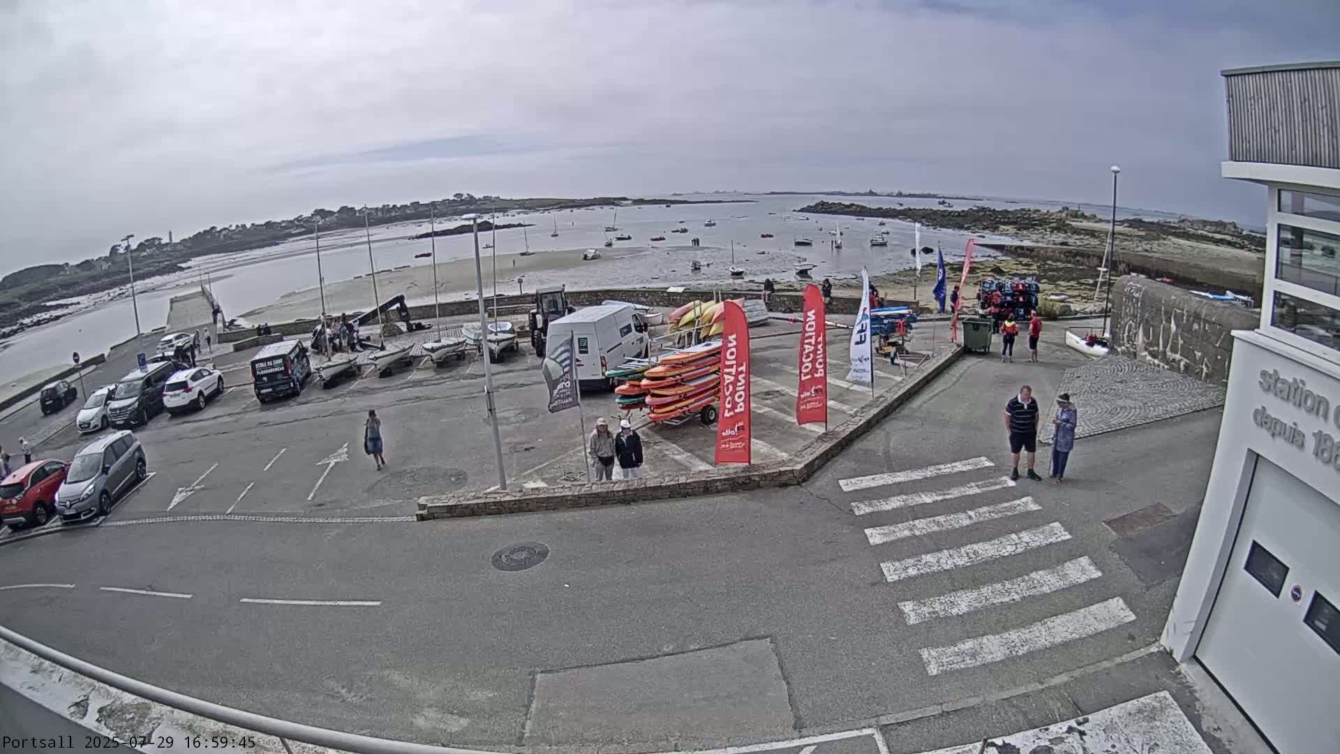 Ploudalmezeau, Portsall Coast Live Cam - Brest, Finistère, Bretagne, France