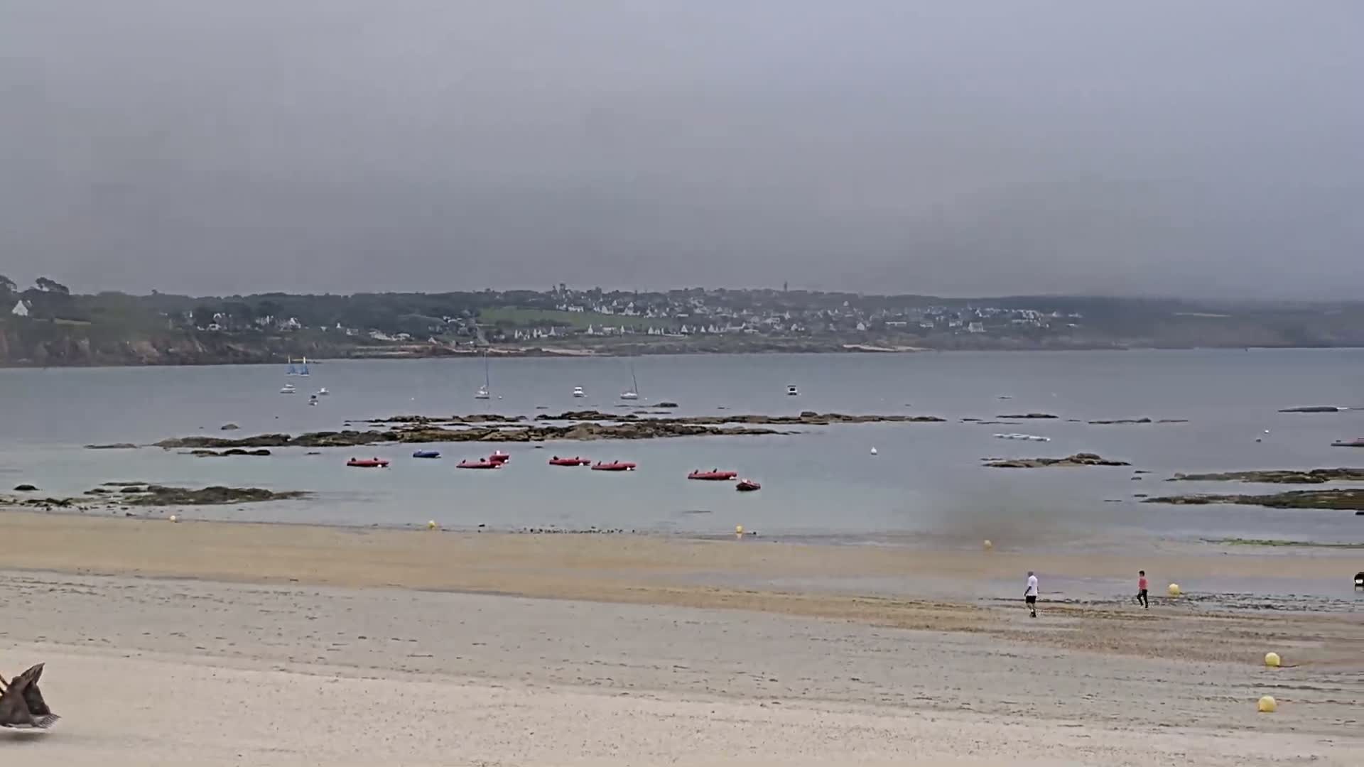 Plougonvelin Plage du Trez Hir Beach Live Cam - Brest, Finistère, Bretagne, France