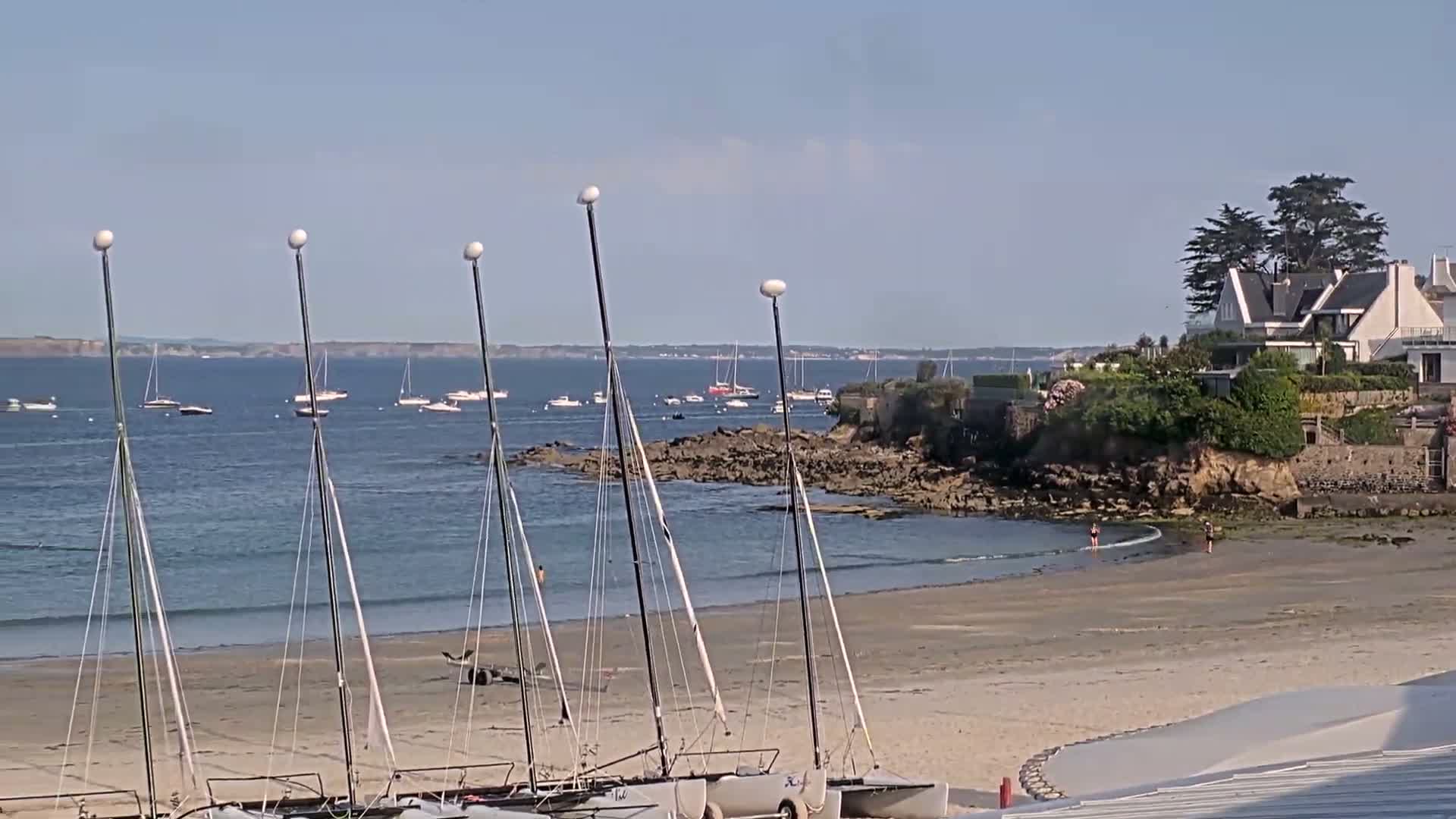 Plougonvelin Plage du Trez Hir Beach Live Cam - Brest, Finistère, Bretagne, France