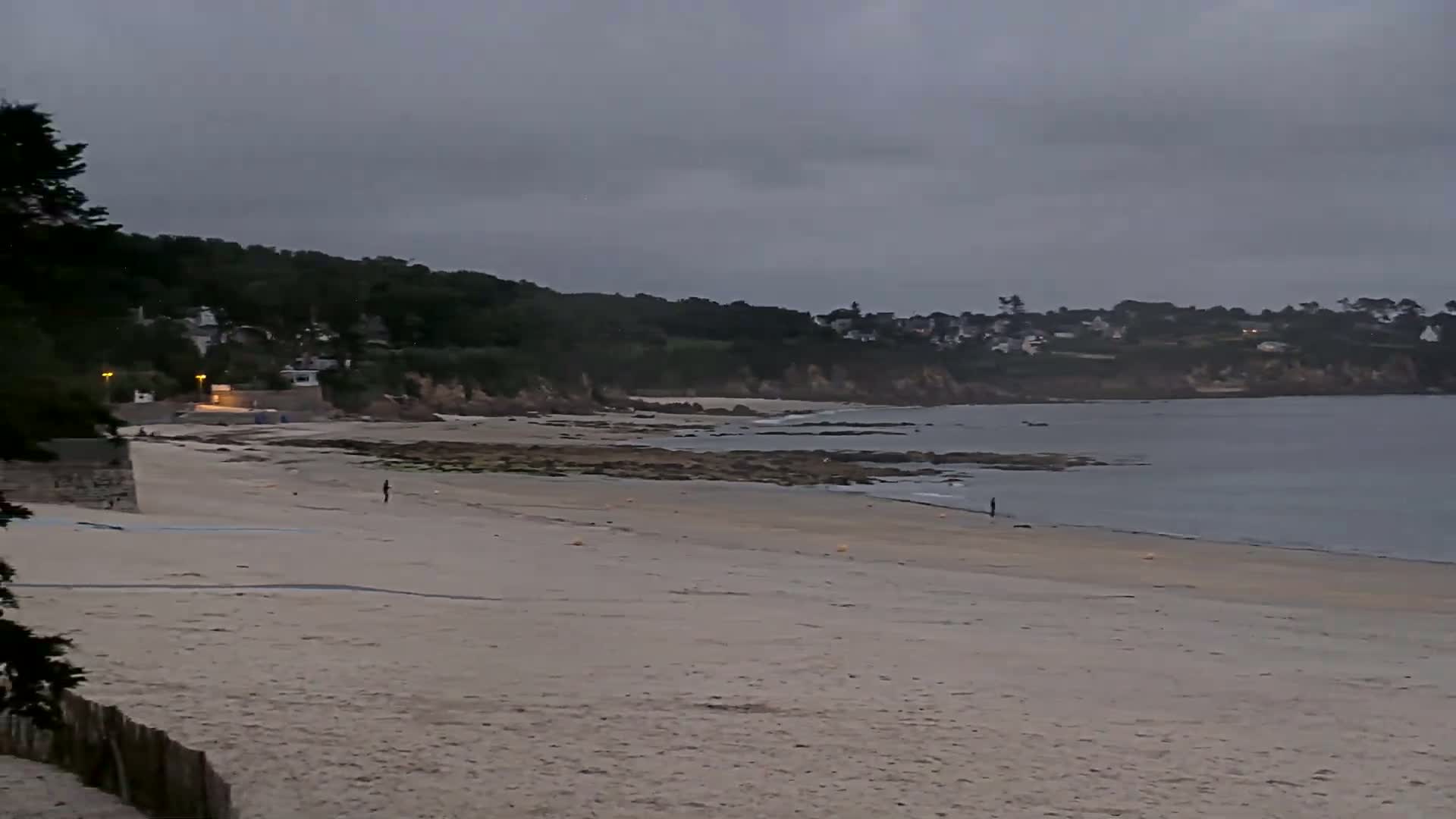Plougonvelin Plage du Trez Hir Beach Live Cam - Brest, Finistère, Bretagne, France