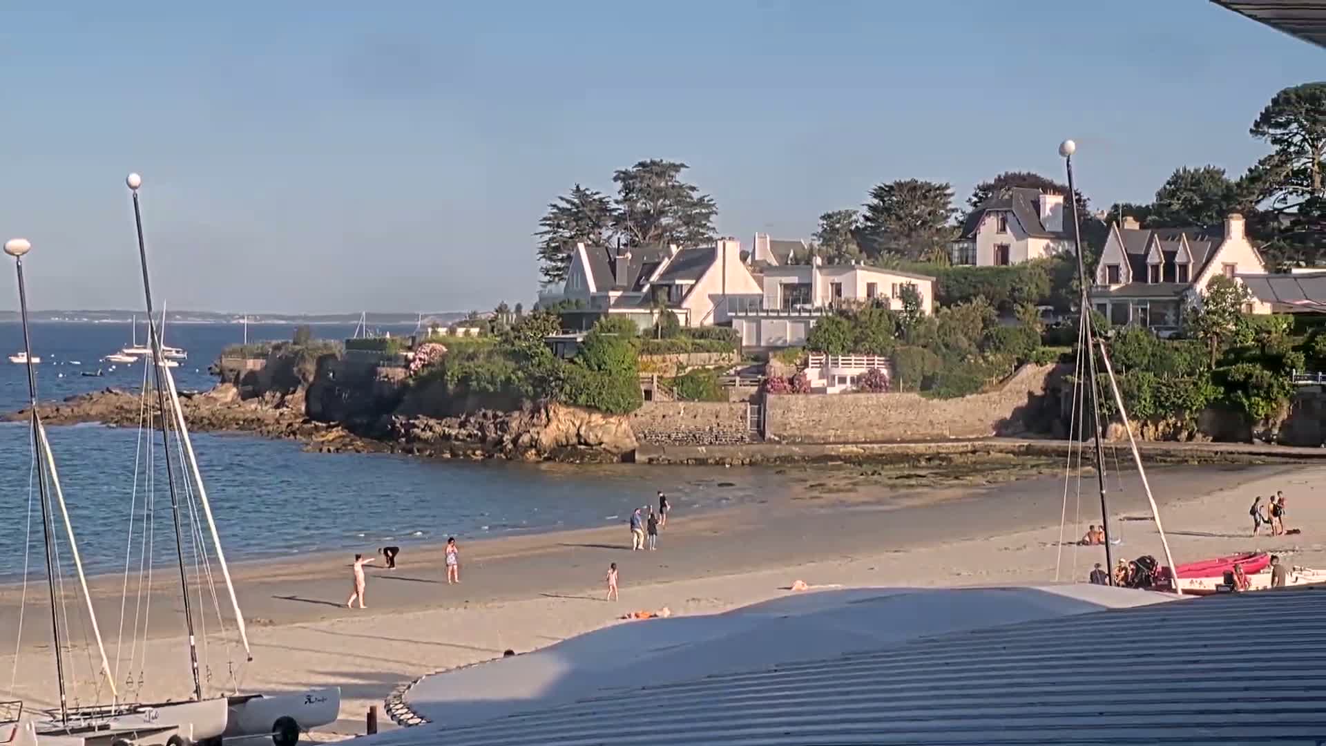 Plougonvelin Plage du Trez Hir Beach Live Cam - Brest, Finistère, Bretagne, France