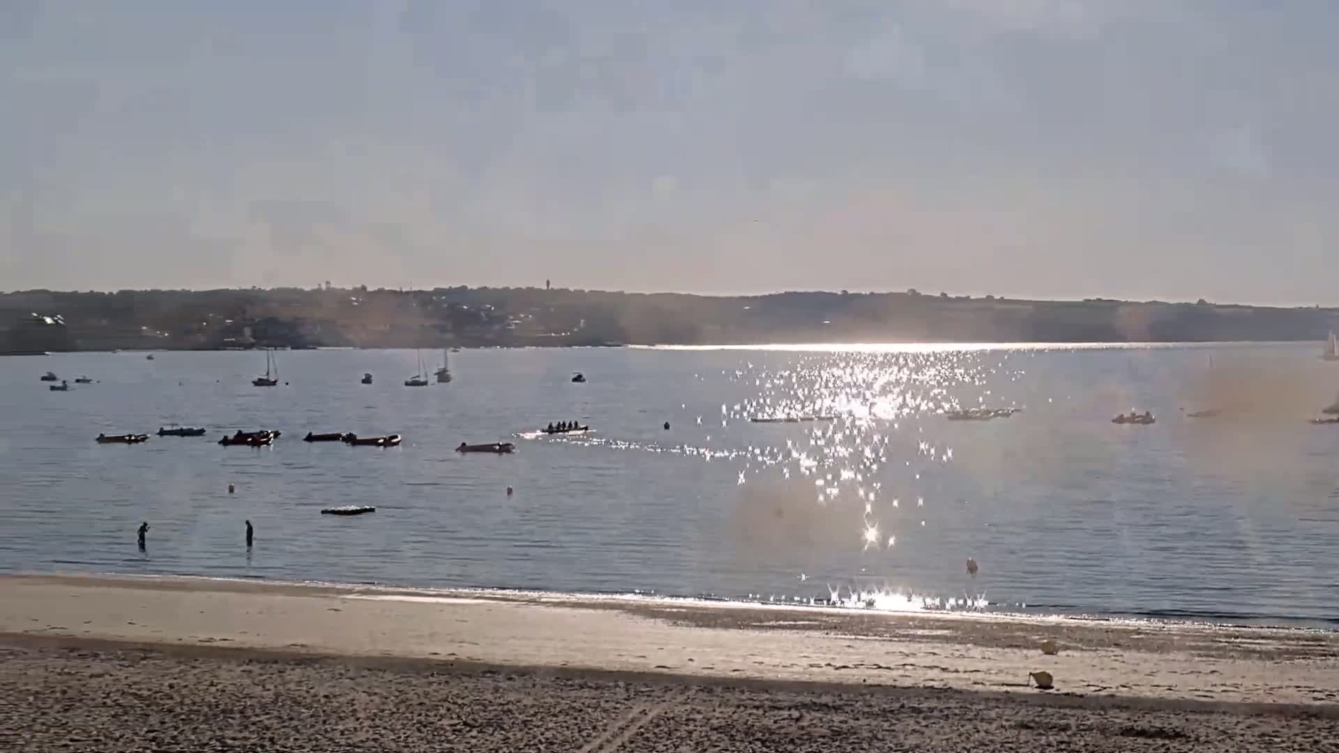 Plougonvelin Plage du Trez Hir Beach Live Cam - Brest, Finistère, Bretagne, France