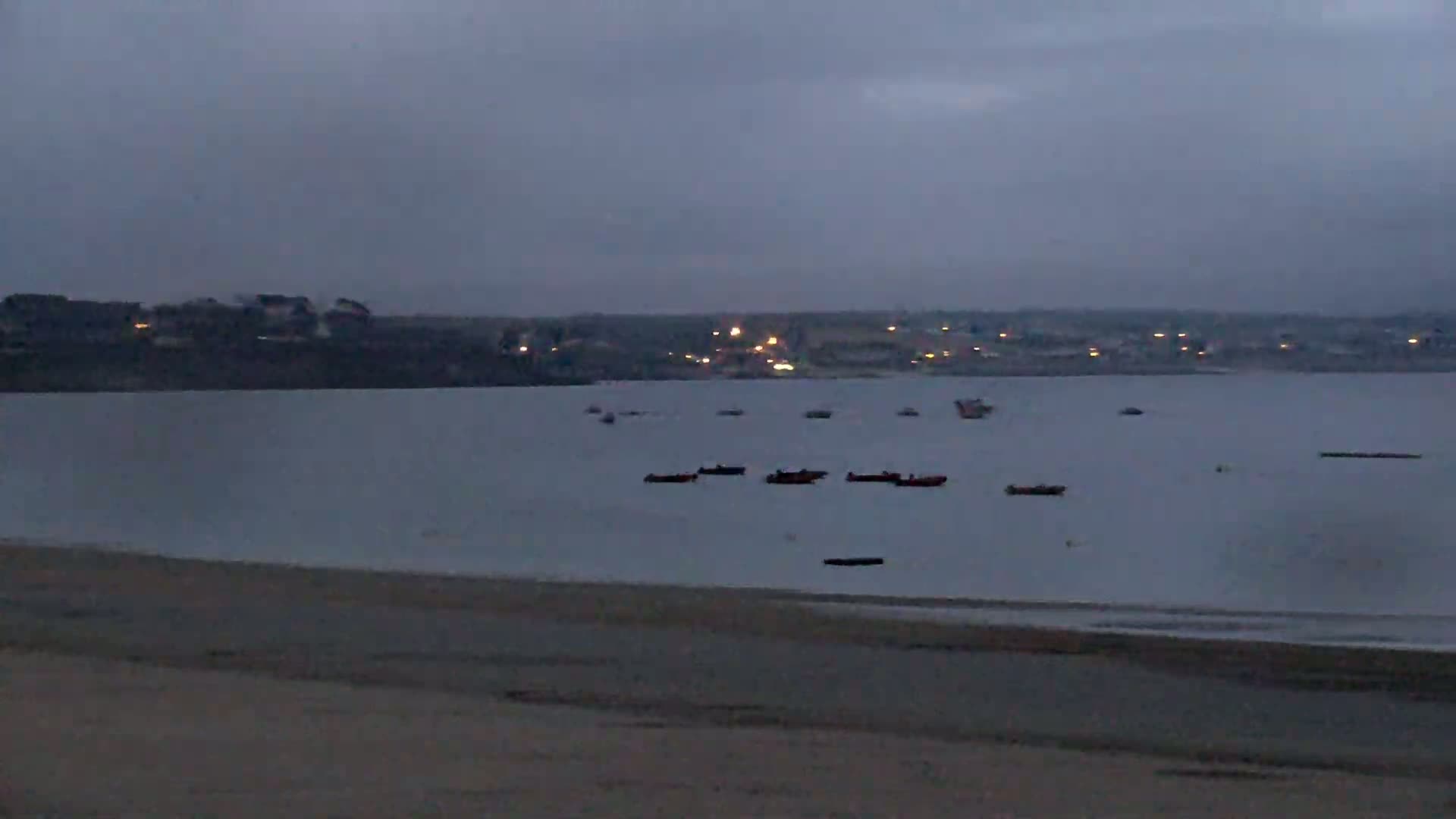 Plougonvelin Plage du Trez Hir Beach Live Cam - Brest, Finistère, Bretagne, France