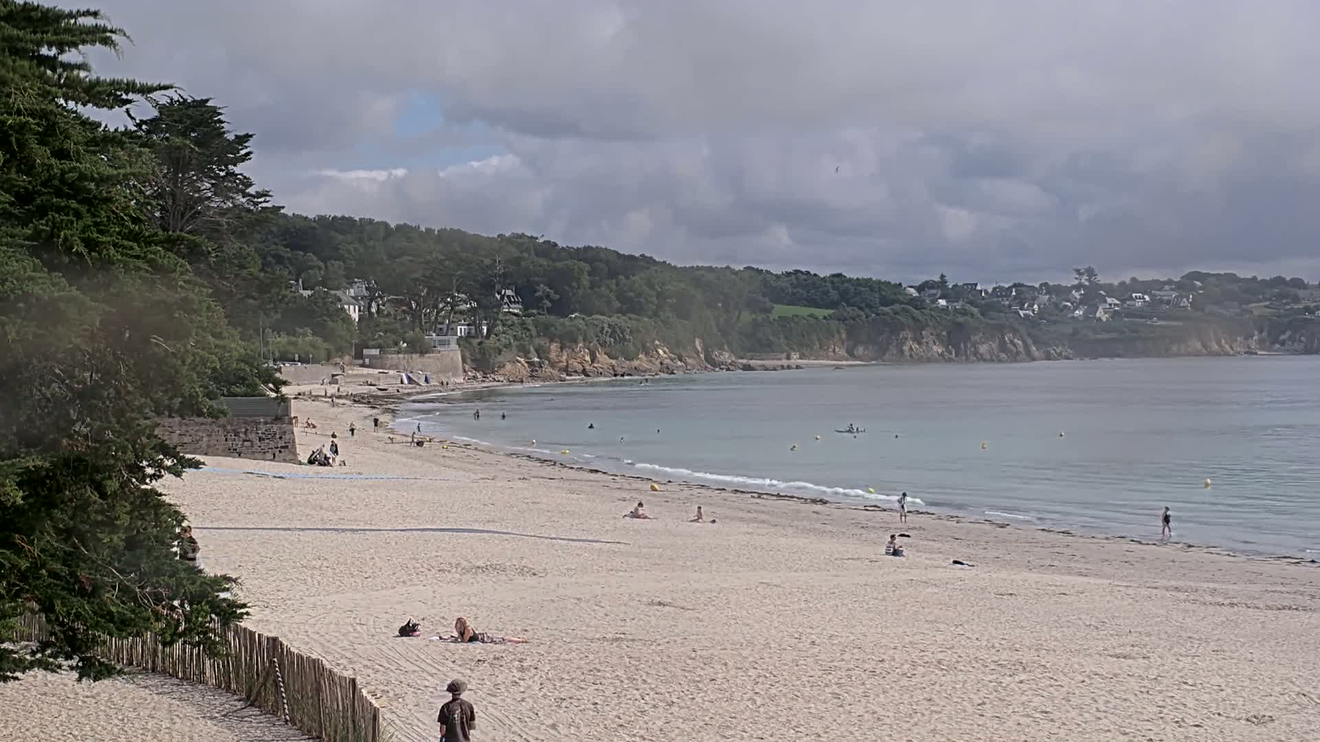 Plougonvelin Plage du Trez Hir Beach Live Cam - Brest, Finistère, Bretagne, France