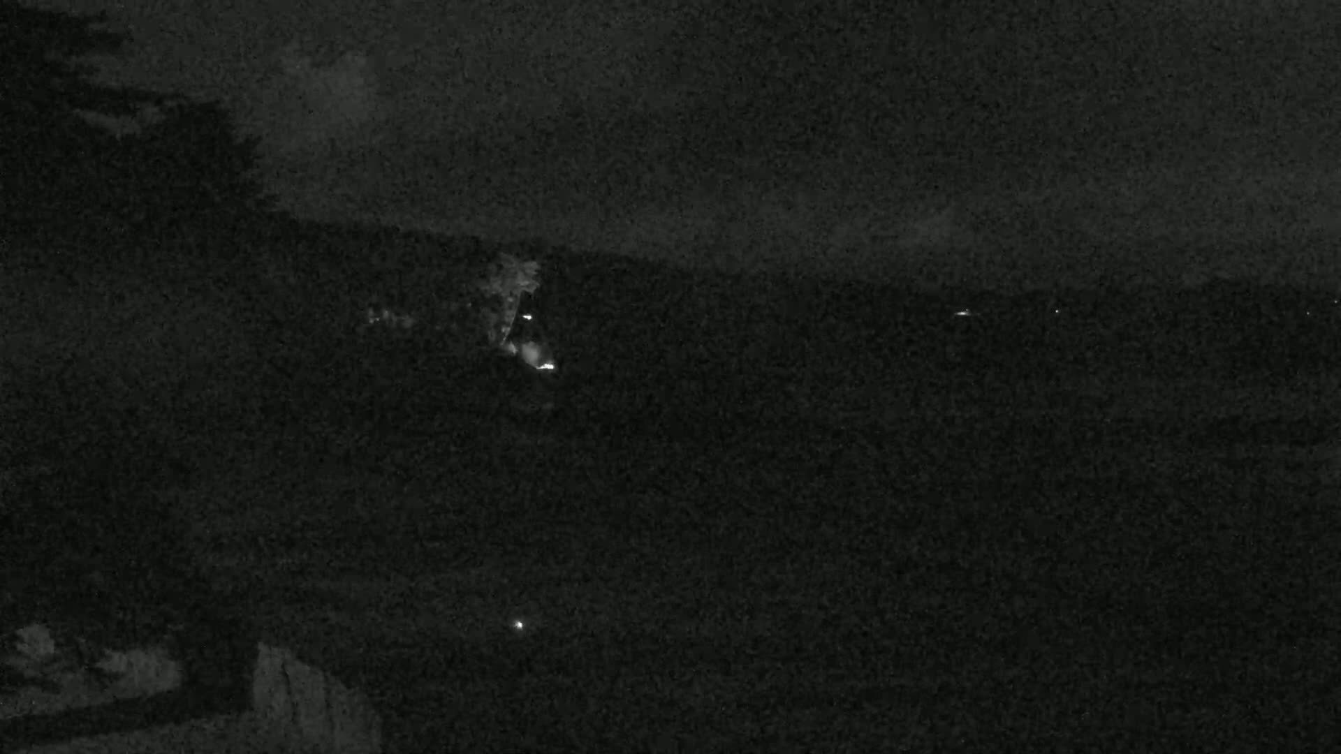 Plougonvelin Plage du Trez Hir Beach Live Cam - Brest, Finistère, Bretagne, France