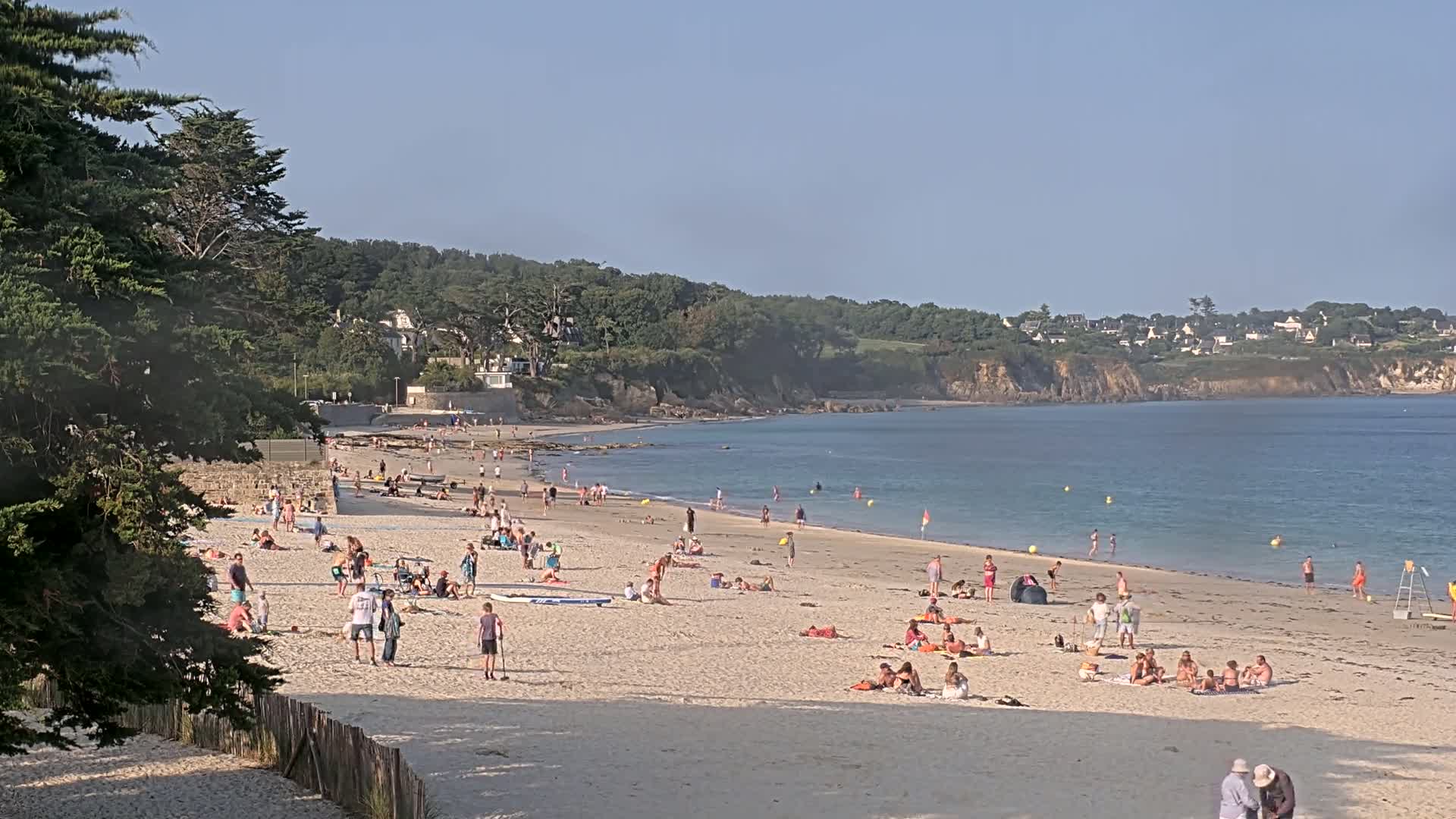 Plougonvelin Plage du Trez Hir Beach Live Cam - Brest, Finistère, Bretagne, France
