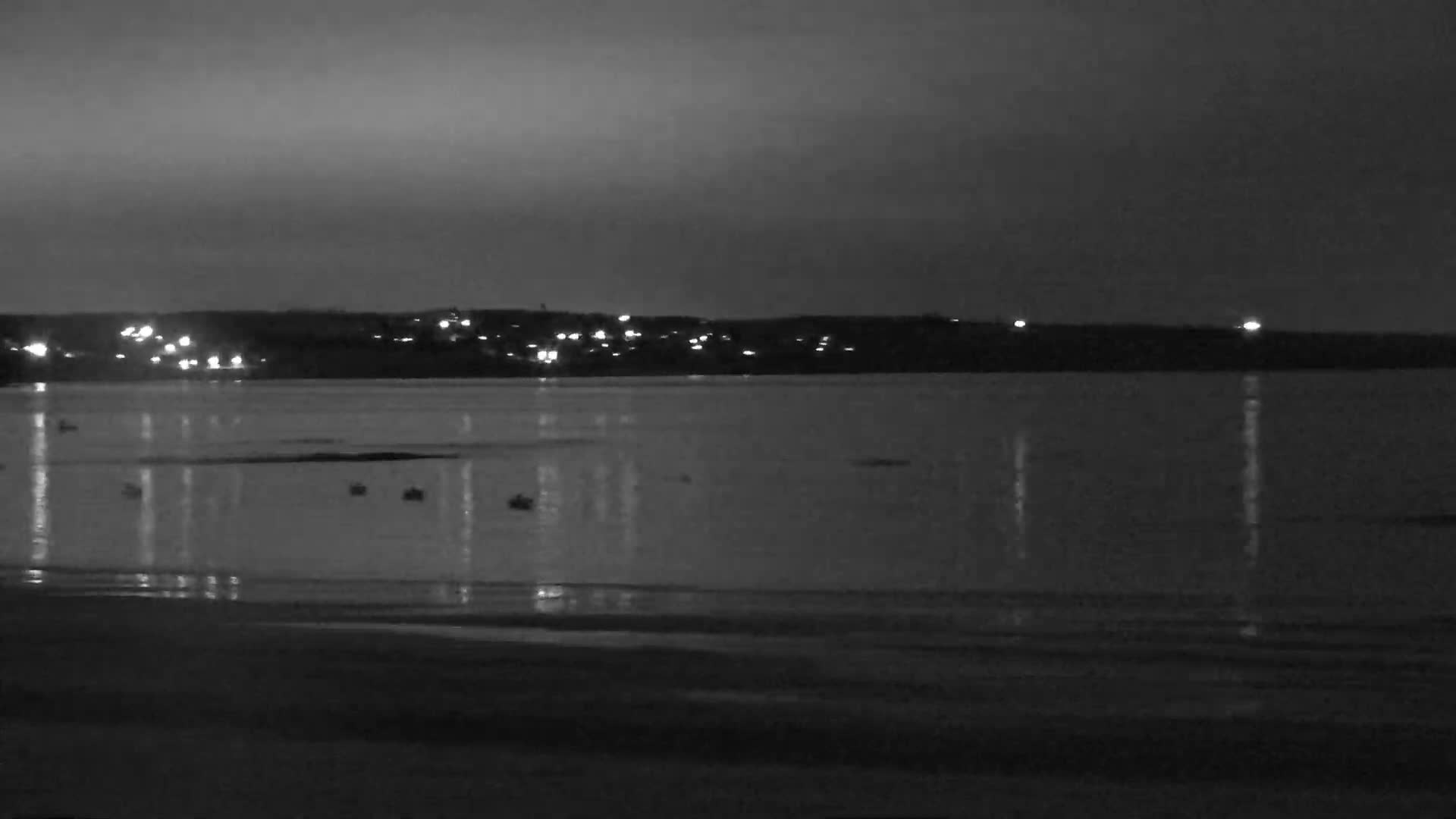 Plougonvelin Plage du Trez Hir Beach Live Cam - Brest, Finistère, Bretagne, France