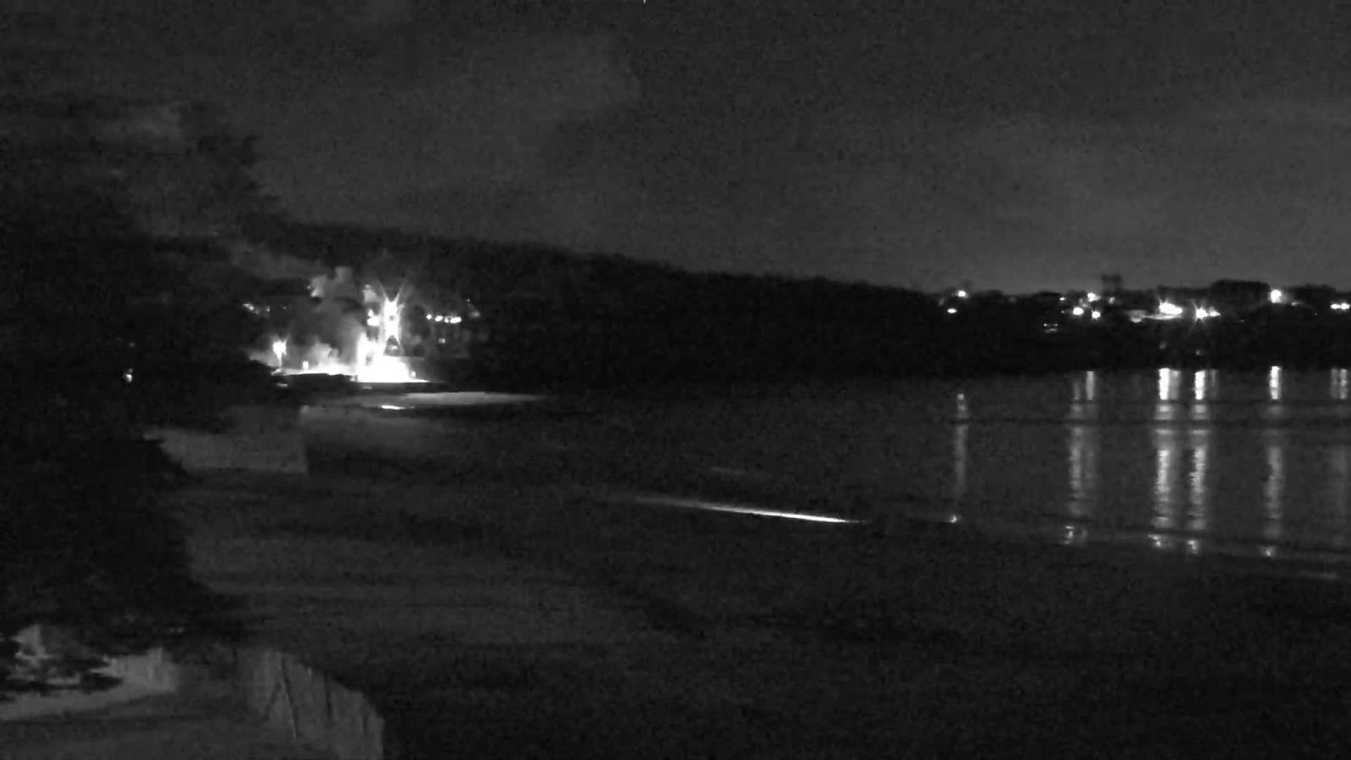 Plougonvelin Plage du Trez Hir Beach Live Cam - Brest, Finistère, Bretagne, France