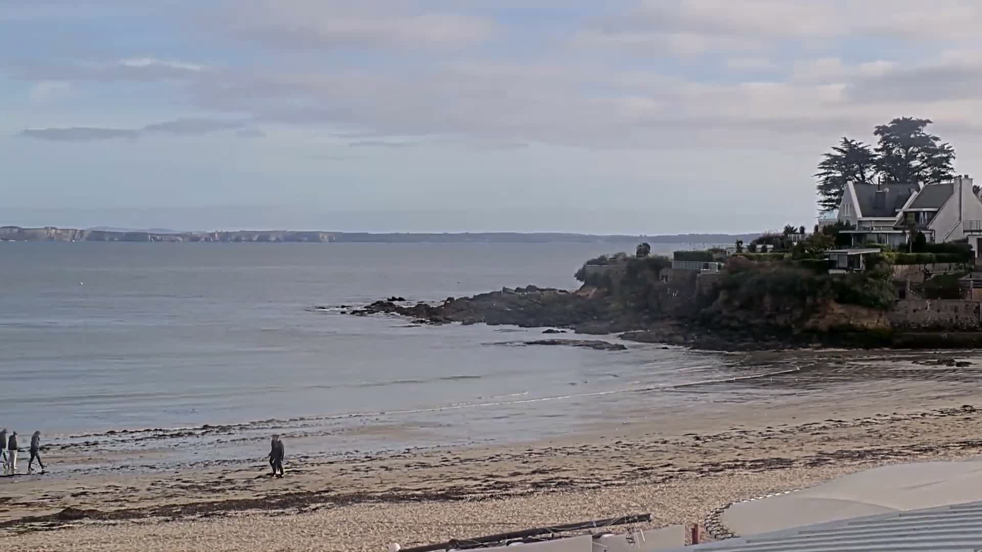Plougonvelin Plage du Trez Hir Beach Live Cam - Brest, Finistère, Bretagne, France