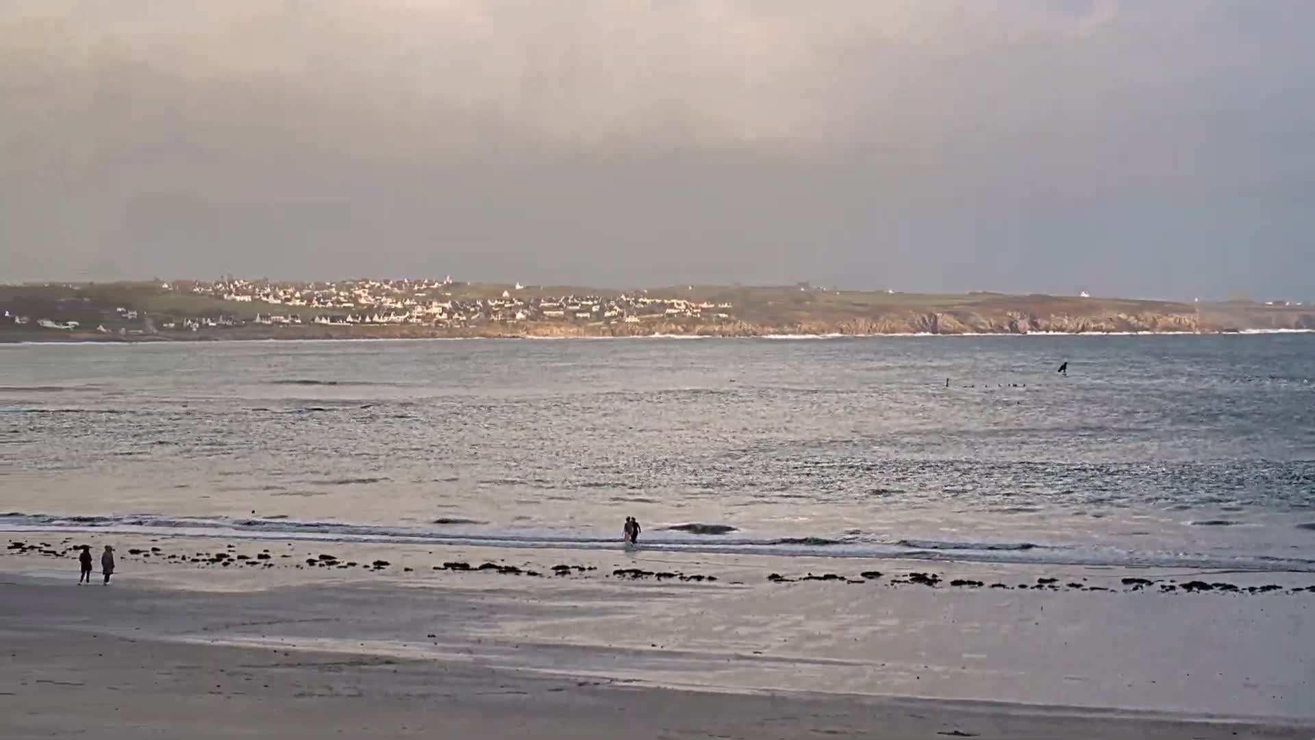 Plougonvelin Plage du Trez Hir Beach Live Cam - Brest, Finistère, Bretagne, France