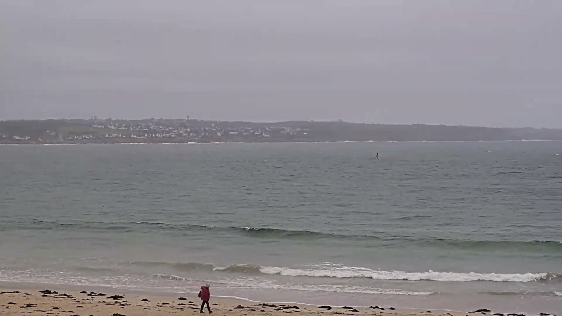Plougonvelin Plage du Trez Hir Beach Live Cam - Brest, Finistère, Bretagne, France