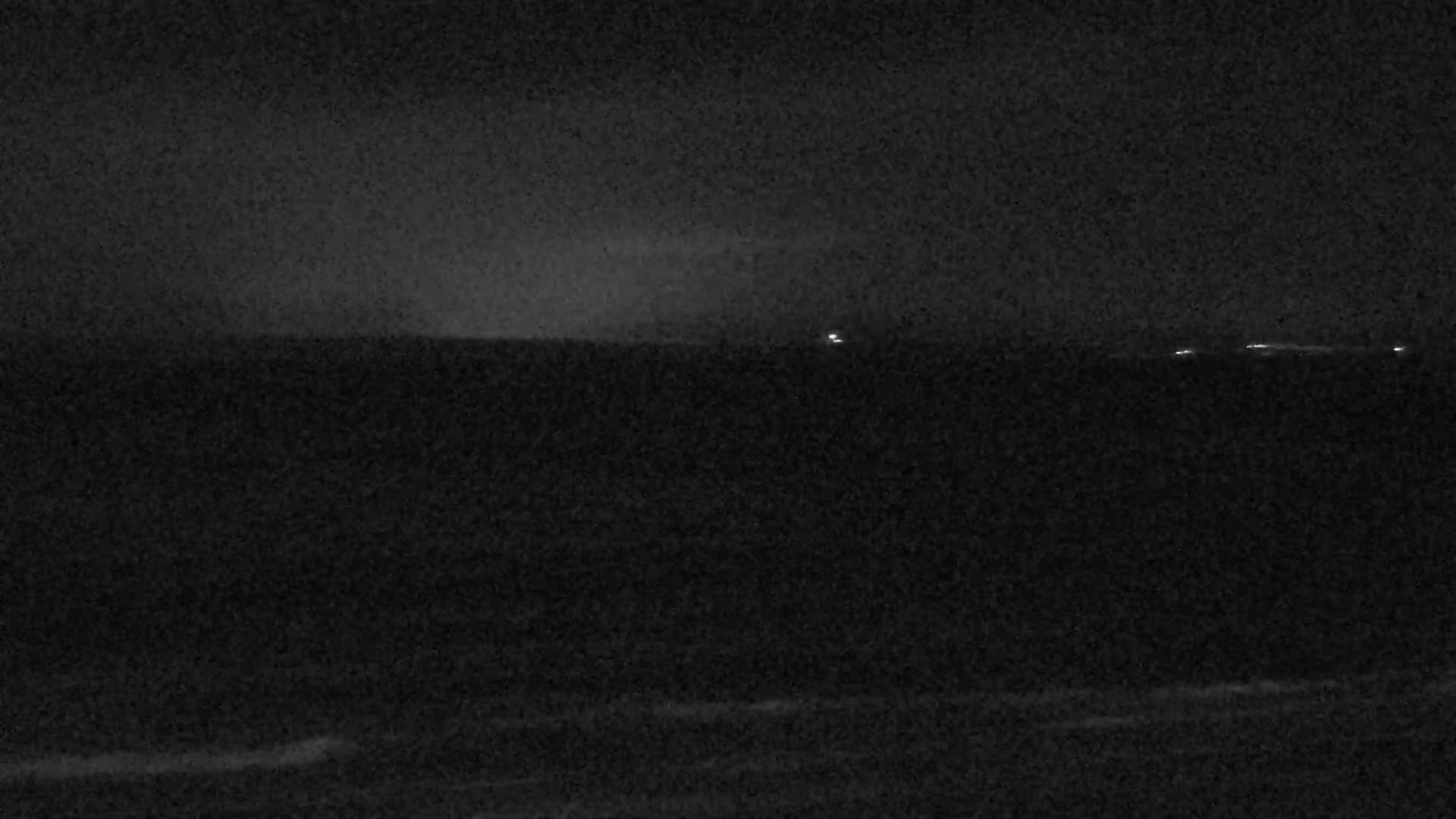 Plougonvelin Plage du Trez Hir Beach Live Cam - Brest, Finistère, Bretagne, France