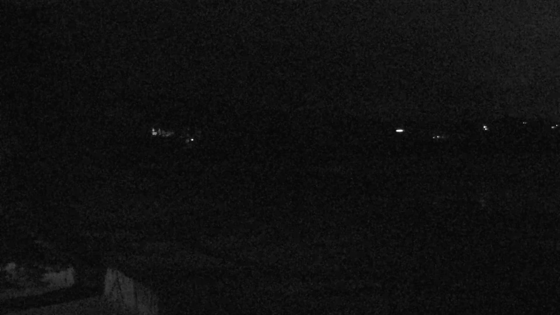Plougonvelin Plage du Trez Hir Beach Live Cam - Brest, Finistère, Bretagne, France